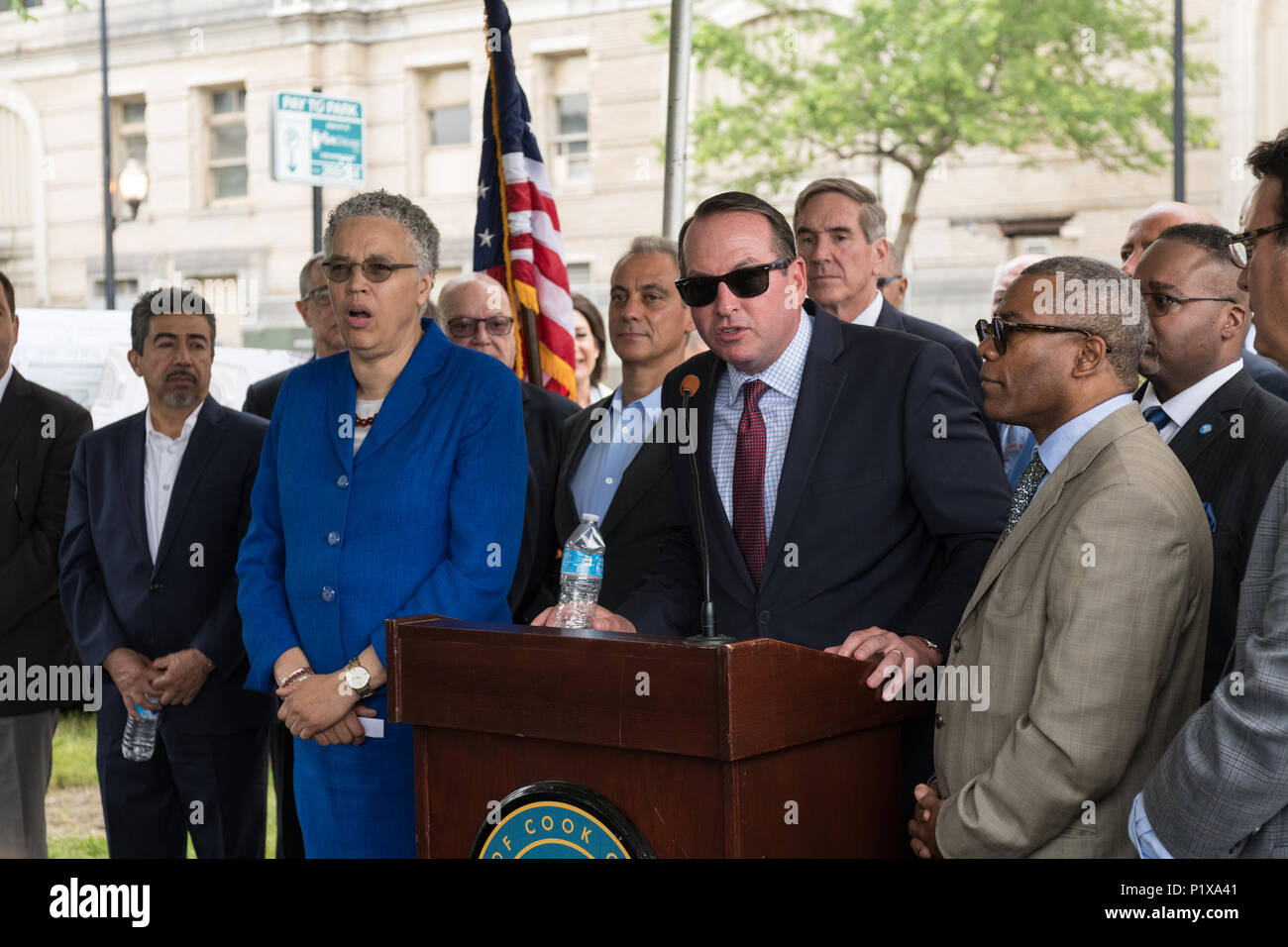 Relatore presso la cerimonia rivoluzionaria per la riqualificazione di Cook County Hospital Foto Stock