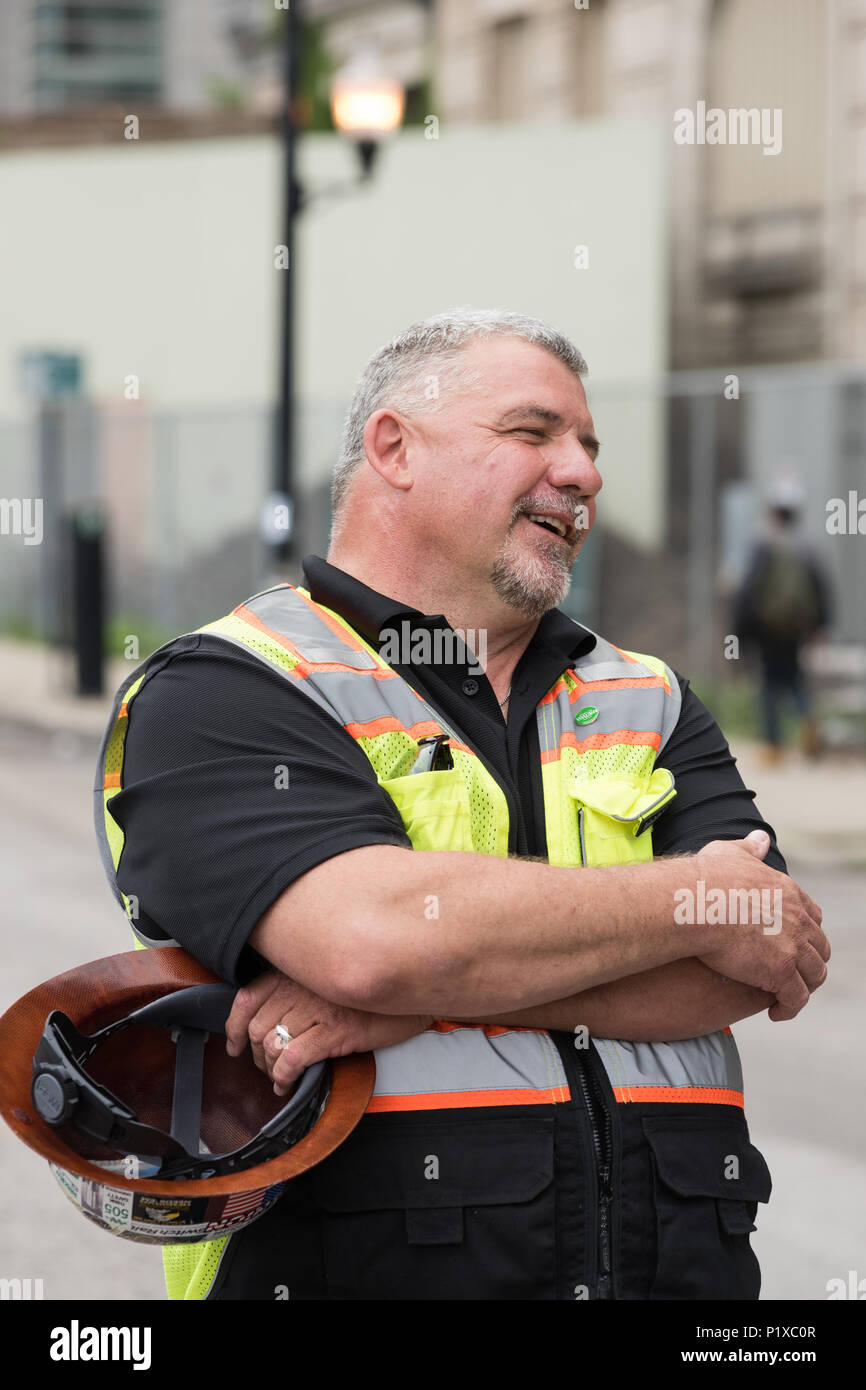 I partecipanti alla cerimonia rivoluzionaria per la riqualificazione di Cook County Hospital Foto Stock
