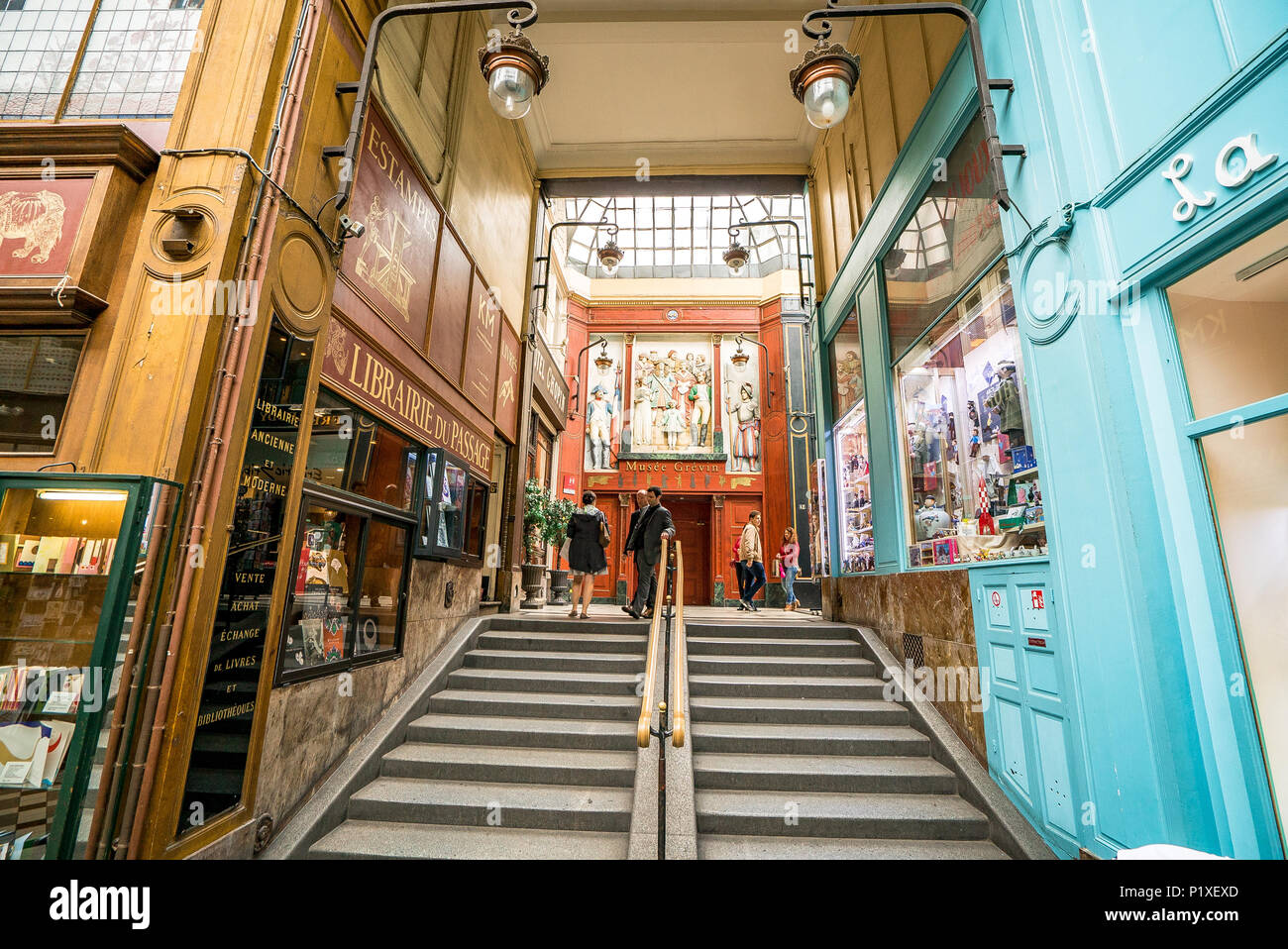 Passage Jouffroy nel 9th circondario è uno dei famosi passaggi coperti di Parigi. Parigi, Francia Foto Stock