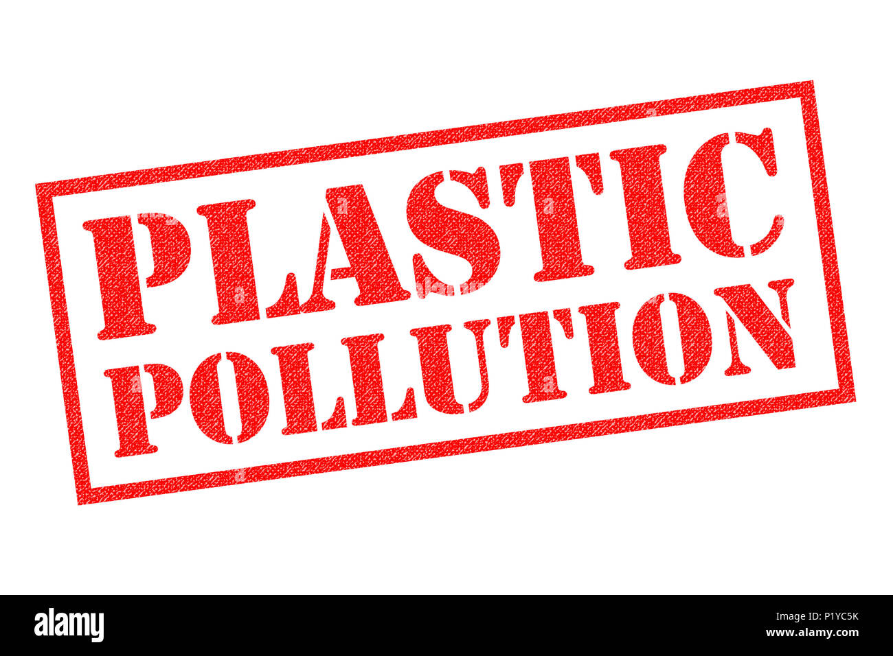 Inquinamento di plastica rosso timbro di gomma su uno sfondo bianco. Foto Stock