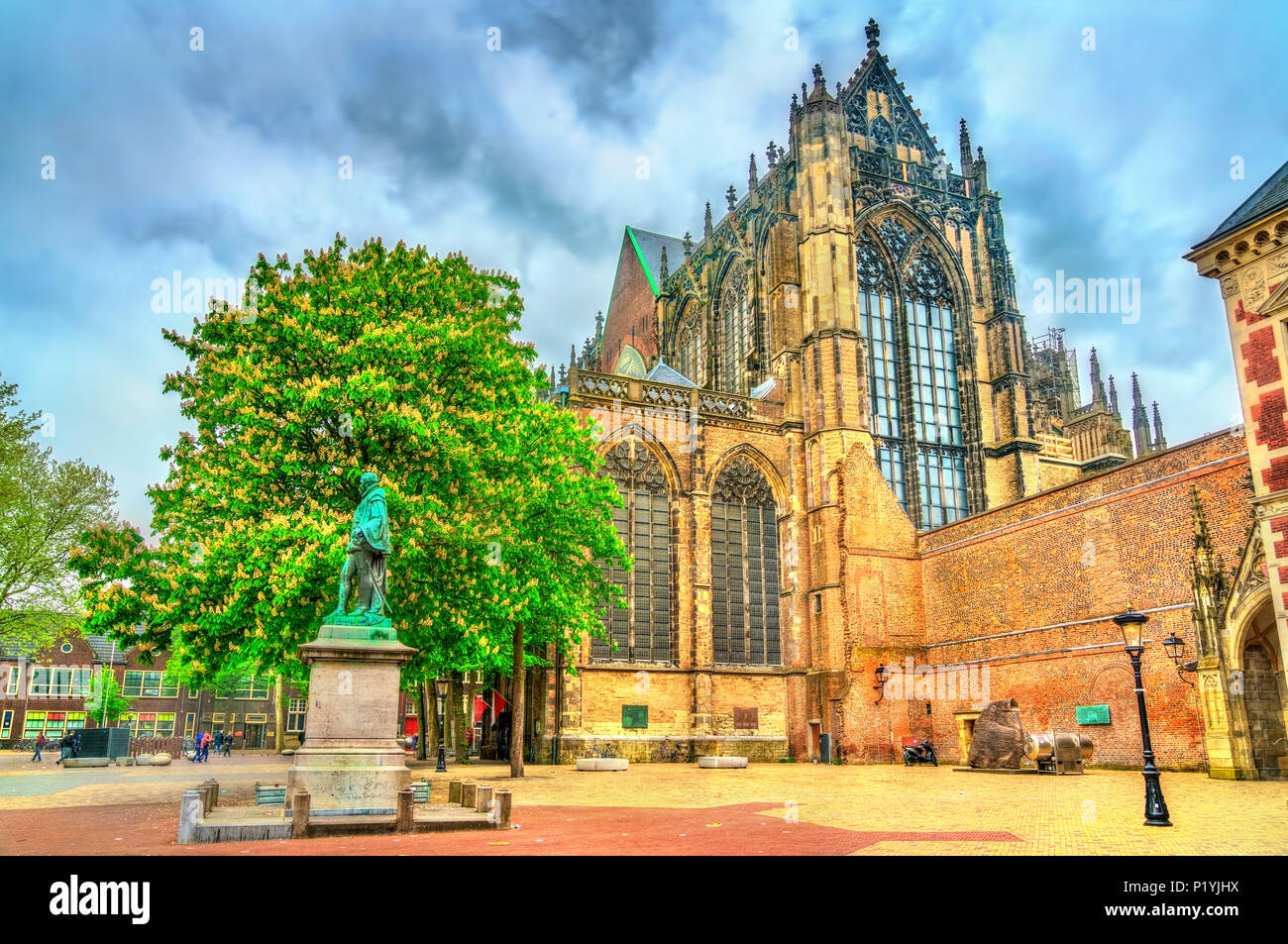 Statua di Jan van Nassau e San Martin nella cattedrale di Utrecht, Paesi Bassi Foto Stock