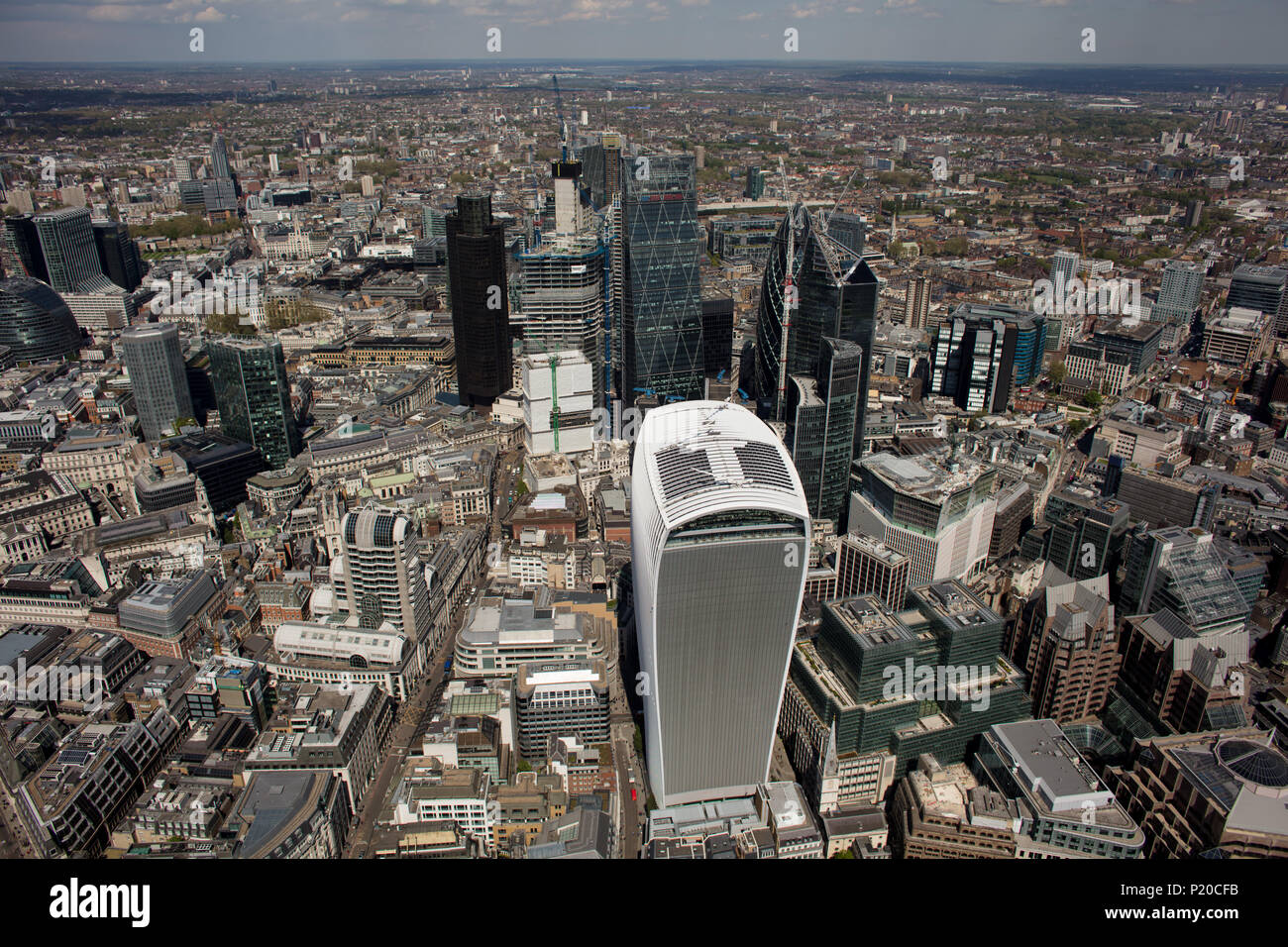 Una veduta aerea di grattacieli nella città di Londra Foto Stock