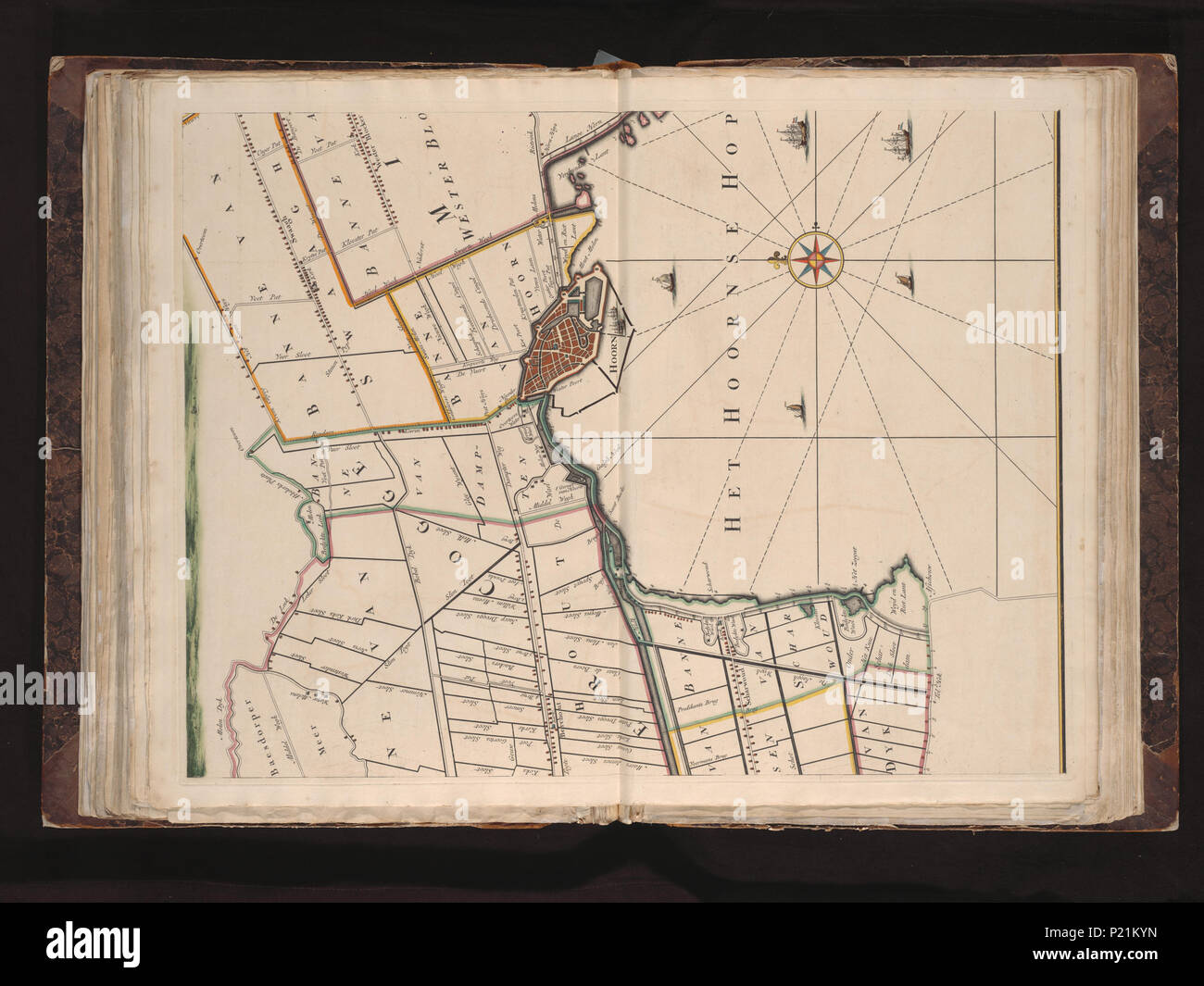 . Nieuwe kaarte van het dyckgraafschap van Dregterlandt MDCCXXIII / [Govert Oostwoudt] . Scala [C. 1:15.000]. 8 foglio di mappa di parete di Drechterland . 1723. Govert Oostwoudt XUBAKZL12A5 055, 3/23/12, 1:34 PM, 8C, 7992x10656 (0+0), 100%%%%, Juni 2011 PPRO, 1/120 s, R55.1, G22.4, B20.2 188 Mappa - Collezioni Speciali Università di Amsterdam - OTM- HB-KZL I 2 A 5 (55) Foto Stock