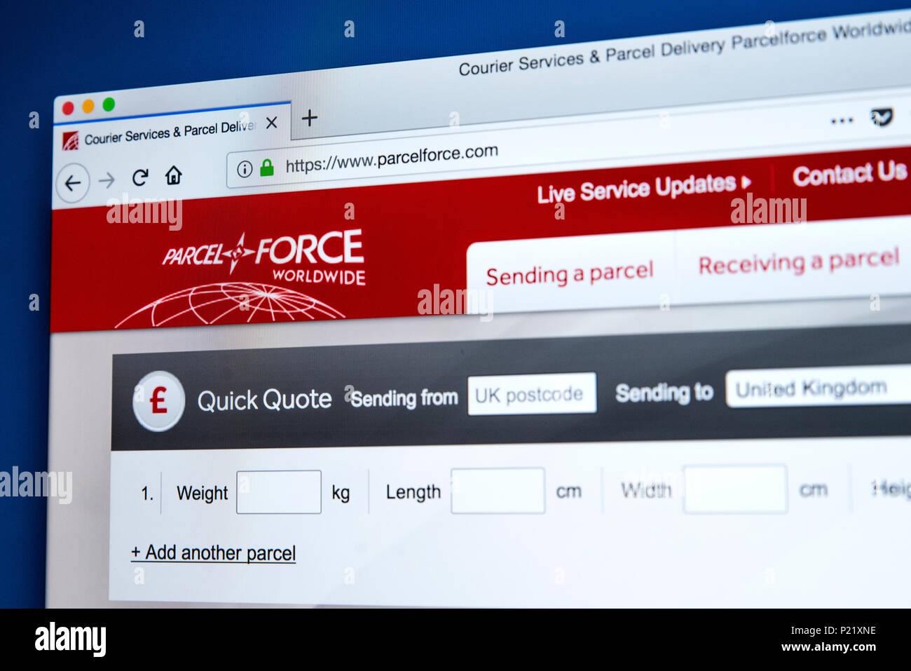 LONDON, Regno Unito - 10 FEBBRAIO 2018: la homepage del sito ufficiale di Parcelforce Worldwide - il corriere e il servizio di logistica nel Regno Unito, sul decimo Foto Stock