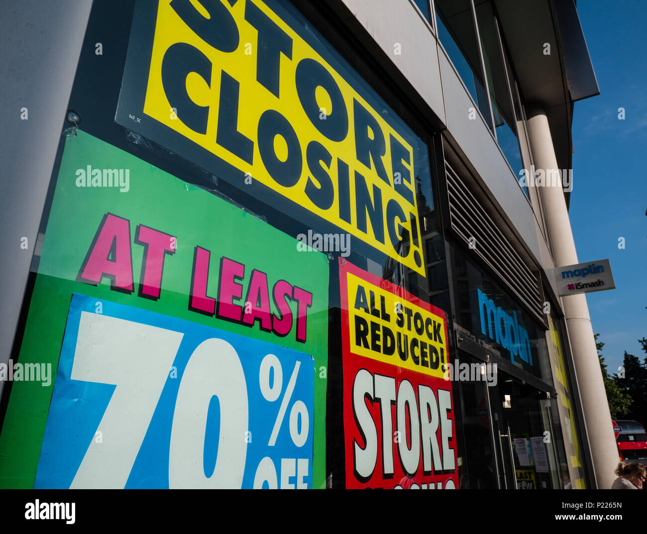 La Maplin negozio elettronico chiudendo, City of London, Londra, Inghilterra, Regno Unito, GB. Foto Stock