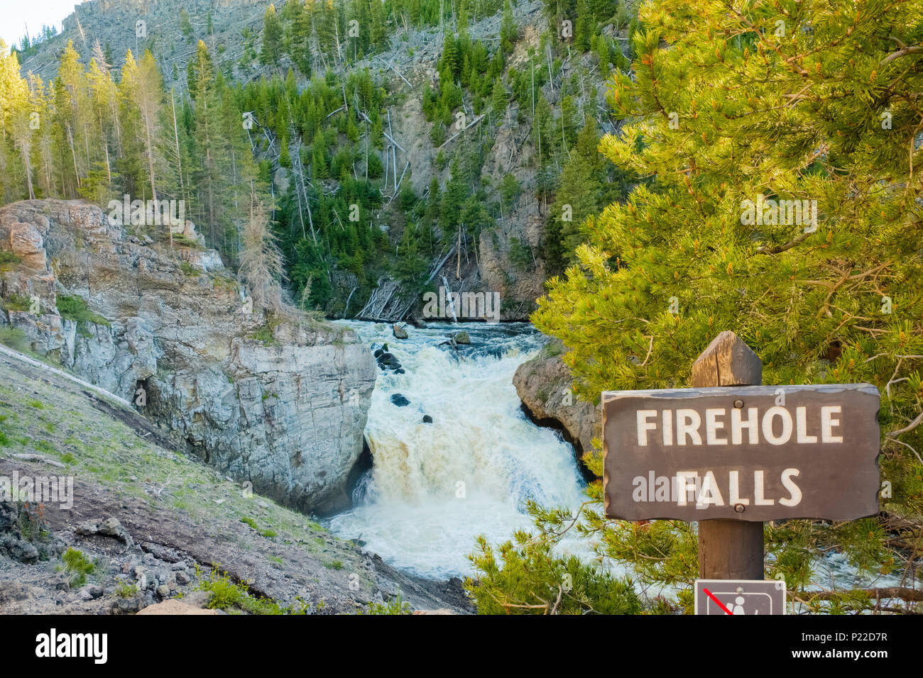 Scenic Firehole Falls cascate sul fiume Firehole nel Parco Nazionale di Yellowstone Foto Stock