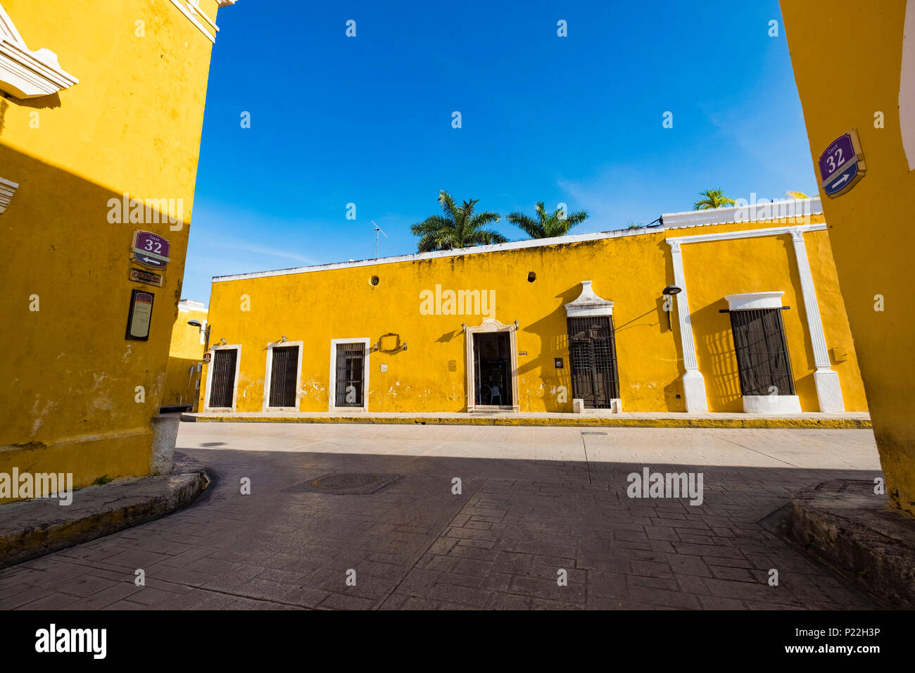 Izamal, il giallo città coloniale di Yucatan, Messico Foto Stock