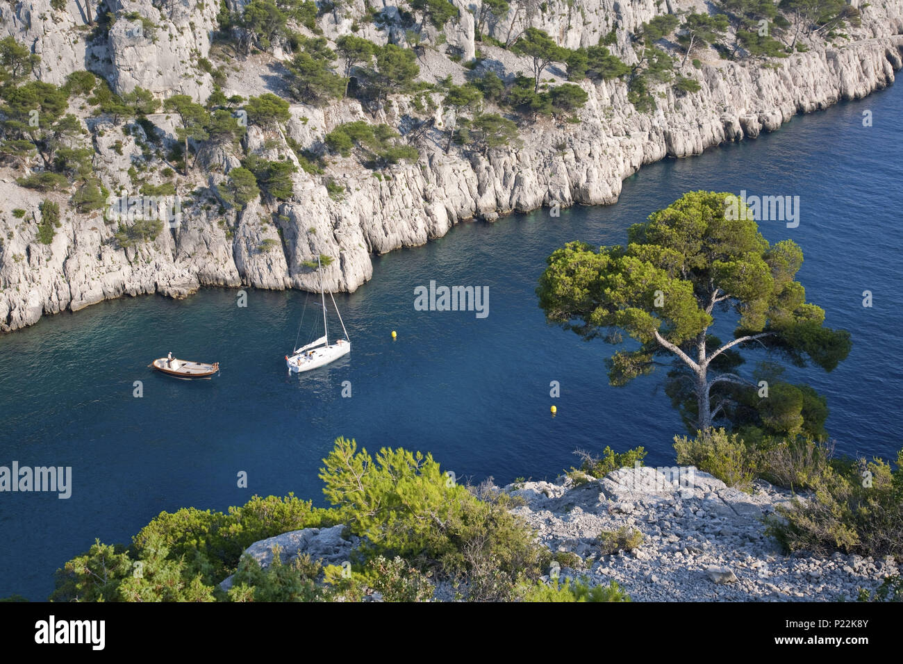 Bay En-Vau Calanque vicino a Cassis, Provenza, massiccio delle Calanche, Provence-Alpes-Côte d'Azur, in Francia, Foto Stock