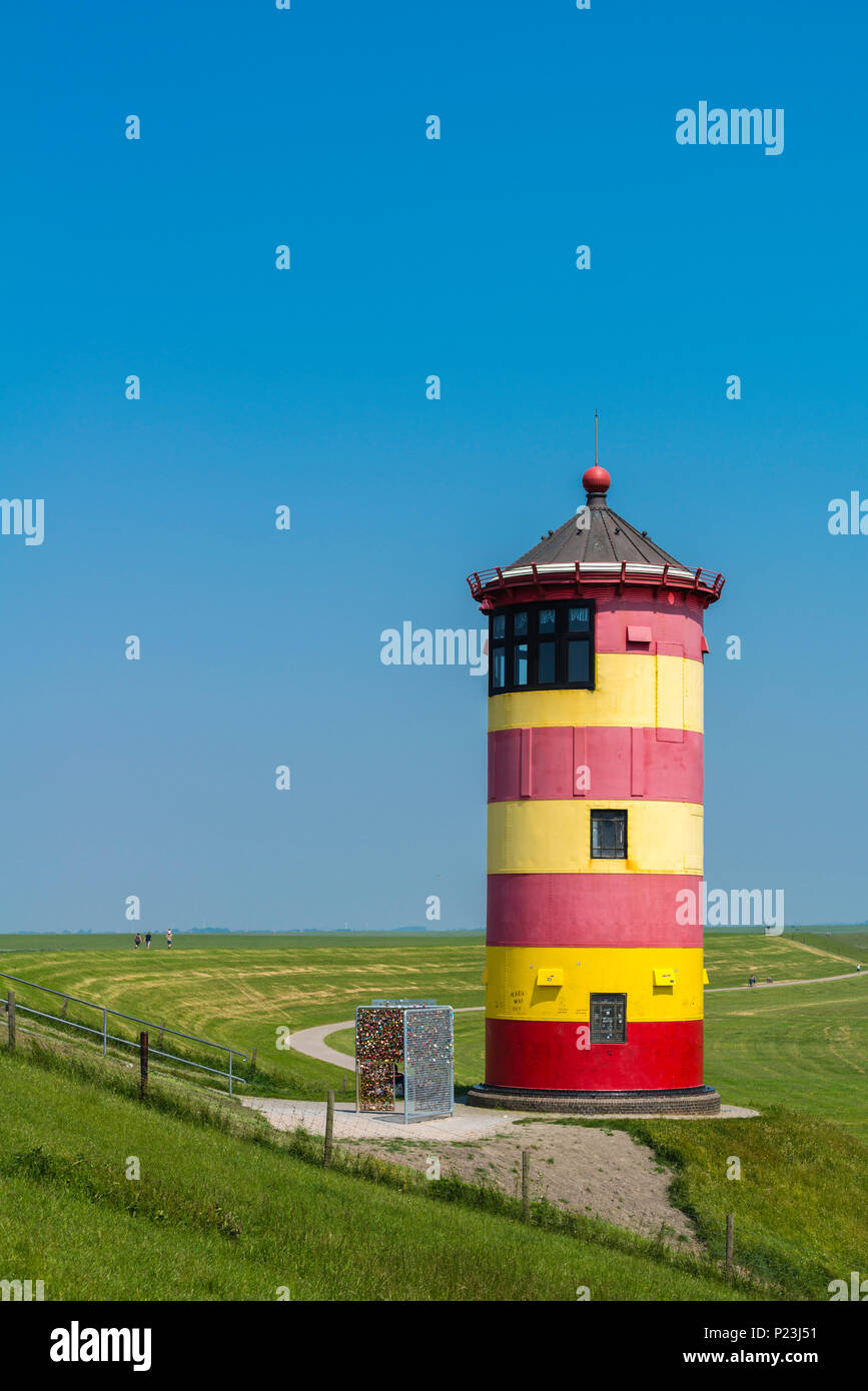 Faro, Leuchtturm Pilsum, Krummhörn, Pilsum, Frisia orientale, Ostfriesland, Bassa Sassonia, Bassa Sassonia, Germania, Deutschland Foto Stock