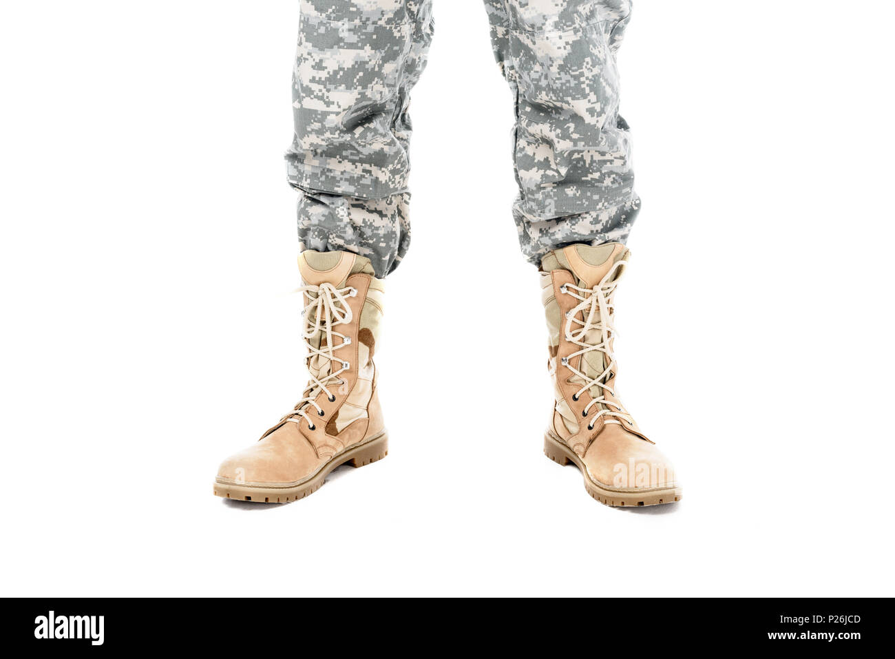 Vista parziale del soldato in uniforme militare isolato su bianco Foto Stock
