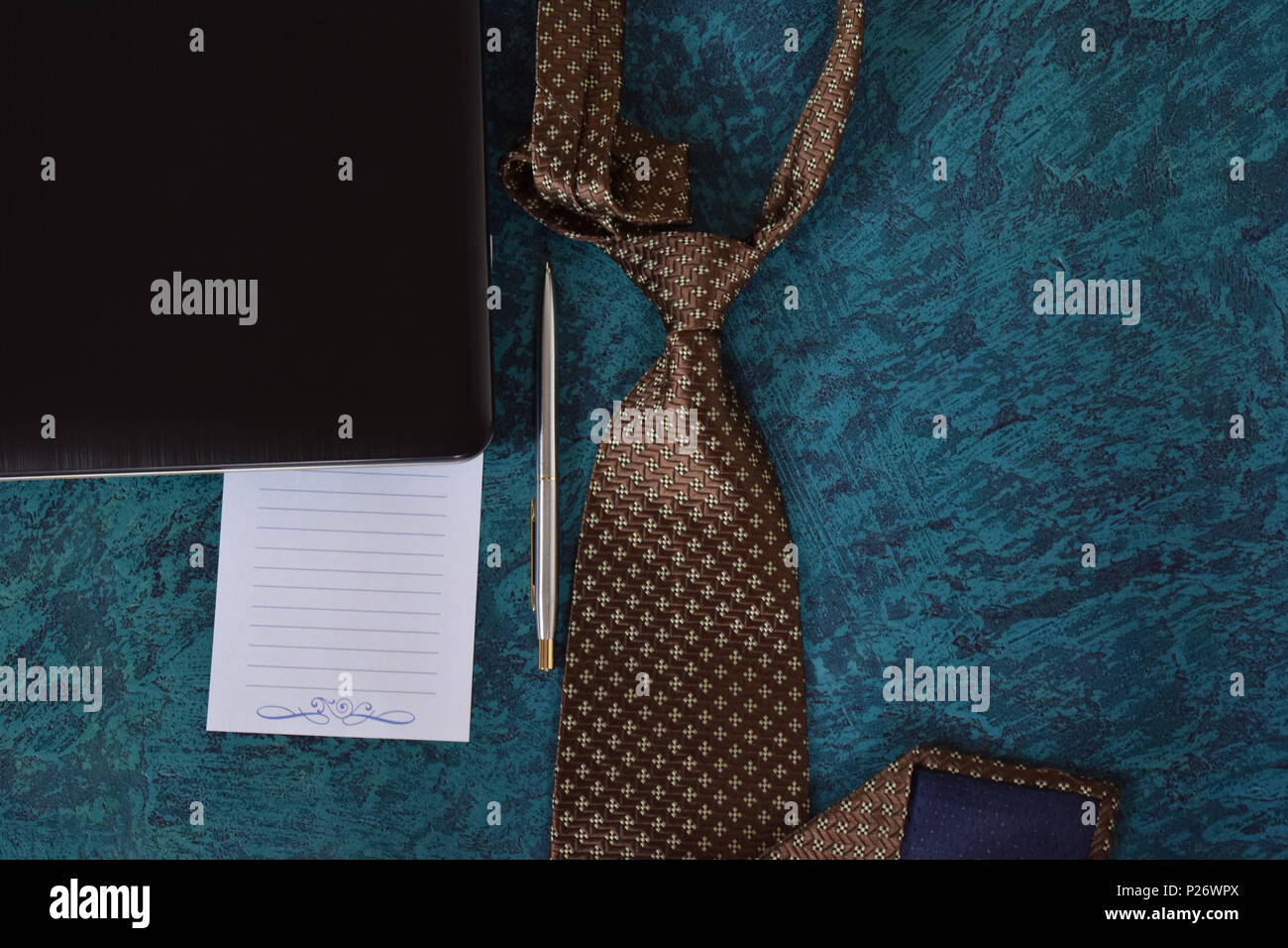 Cravat e notebook Foto Stock