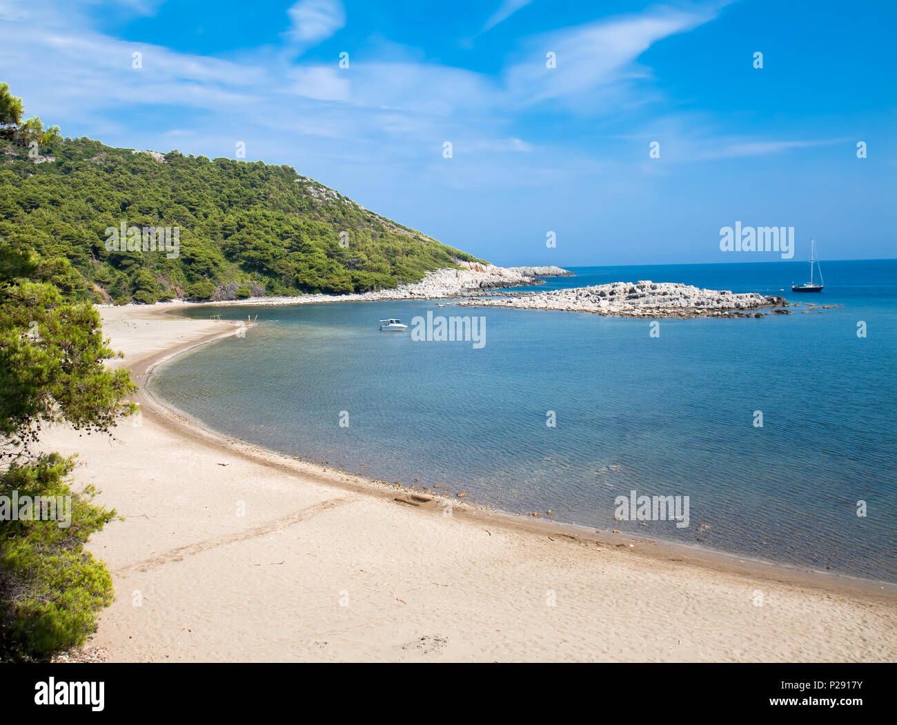 Sabbia lunga Turkovic Bay, vicino da Saplunara, isola di Mljet, Croazia Foto Stock
