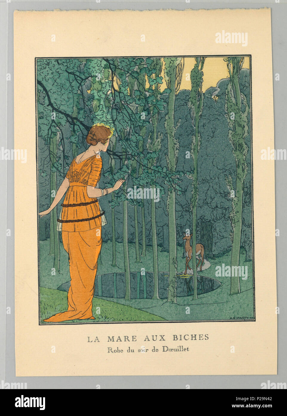 . Inglese: stampa, la Mare aux Biches (Doe stagno), 1913 . Inglese: la didascalia recita: La Mare Aux Biches (il laghetto di gallina). Una donna in un arancione Georges Doeuillet camice i colleghi in uno stagno in un cervo in una fitta foresta verde. La didascalia recita: 'LA MARE AUX BICHES / Robe du soir de Doeuillet." . 1913 268 Stampa, La Mare aux Biches (Doe stagno), 1913 (CH) 18614879 Foto Stock