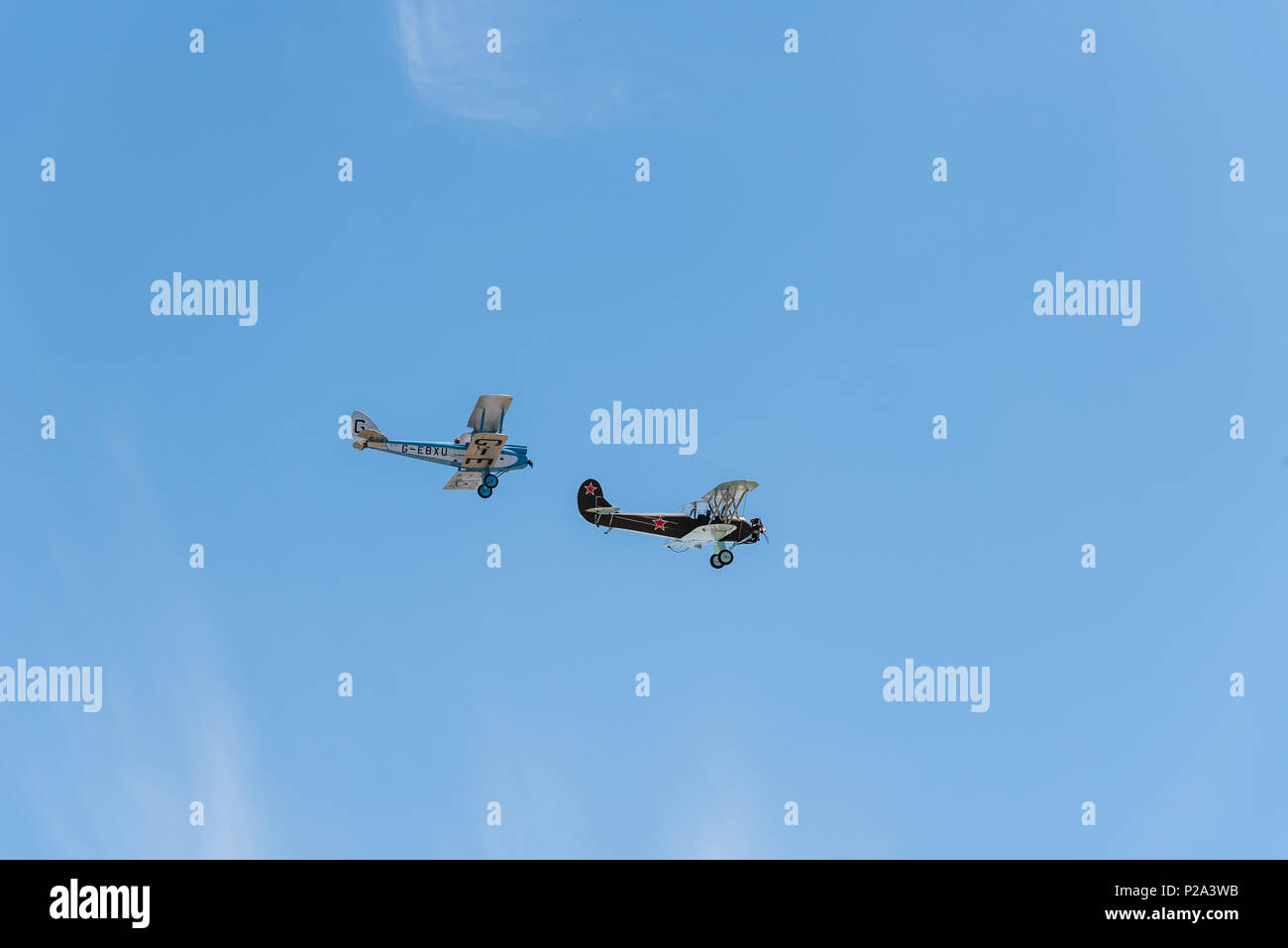 Madrid, Spagna - 3 Giugno 2018: per i voli in formazione di Polikarpov Po 2 e de Havilland DH-60 durante air show della storica collezione aerei a Cuatro Vi Foto Stock