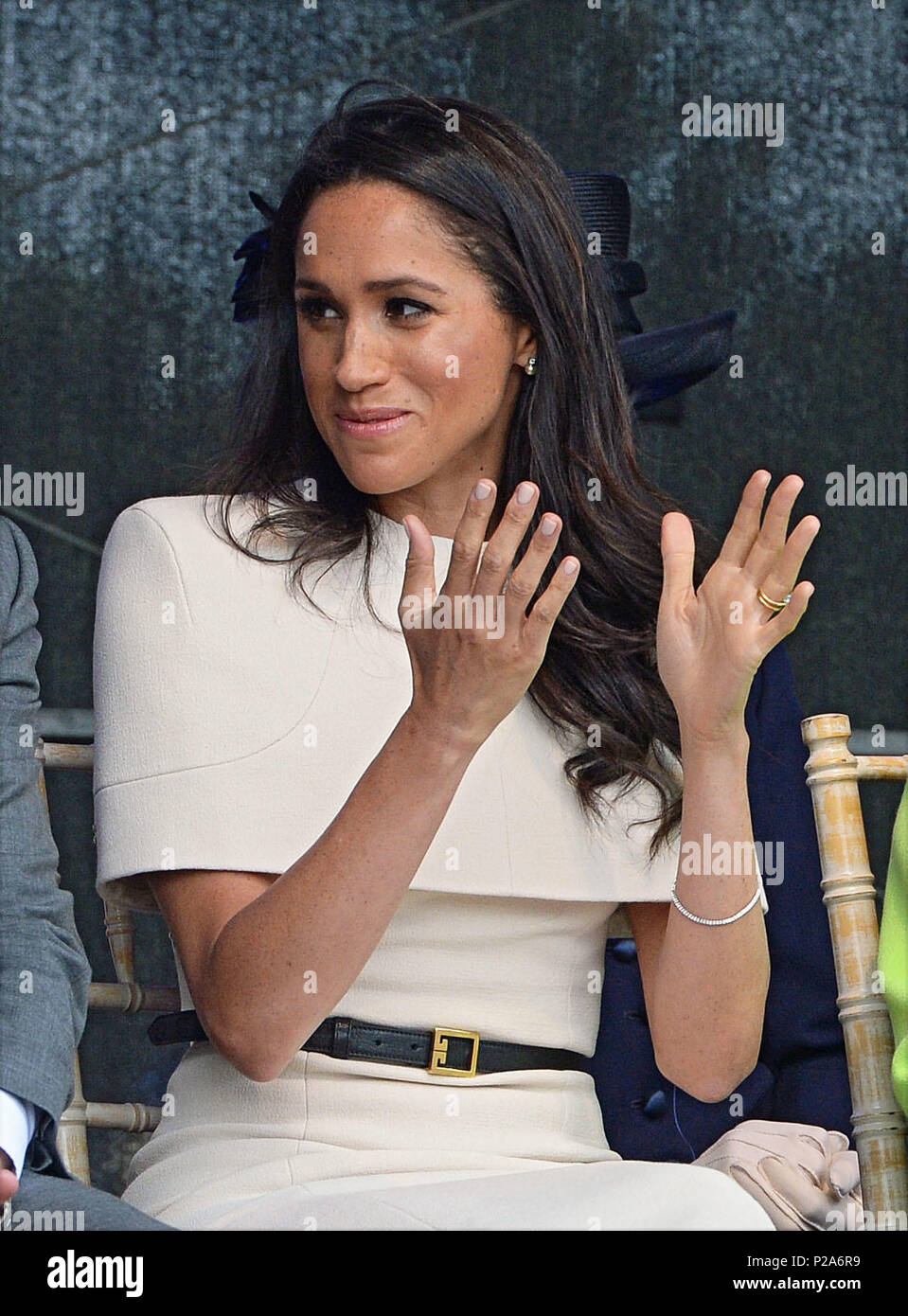 La Duchessa di Sussex all'apertura del nuovo Mersey ponte Gateway, in Widnes, Cheshire. Foto Stock