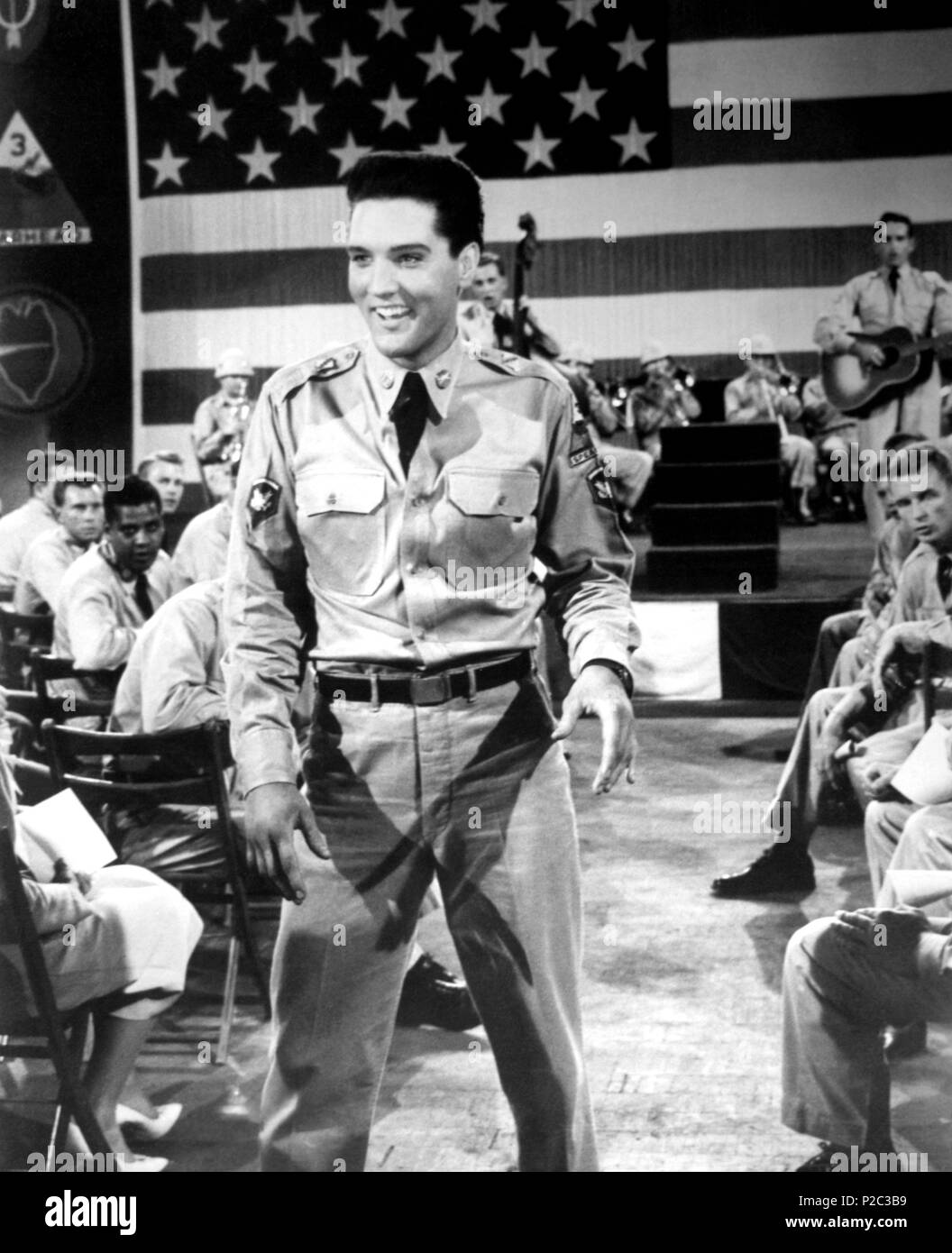 Pellicola originale titolo: G. I. BLUES. Titolo inglese: G. I. BLUES. Regista: NORMAN TAUROG. Anno: 1960. Stelle: ELVIS PRESLEY. Credito: Paramount Pictures / Album Foto Stock