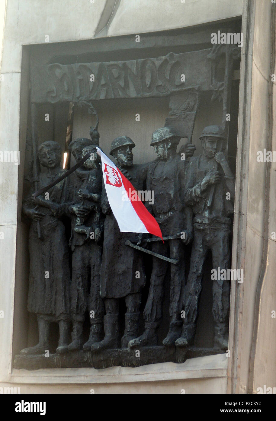 35 Monumento ai Caduti i lavoratori del cantiere di 1970 a Danzica Polonia dopo il presidente del piano crash 2010 - 13 Foto Stock