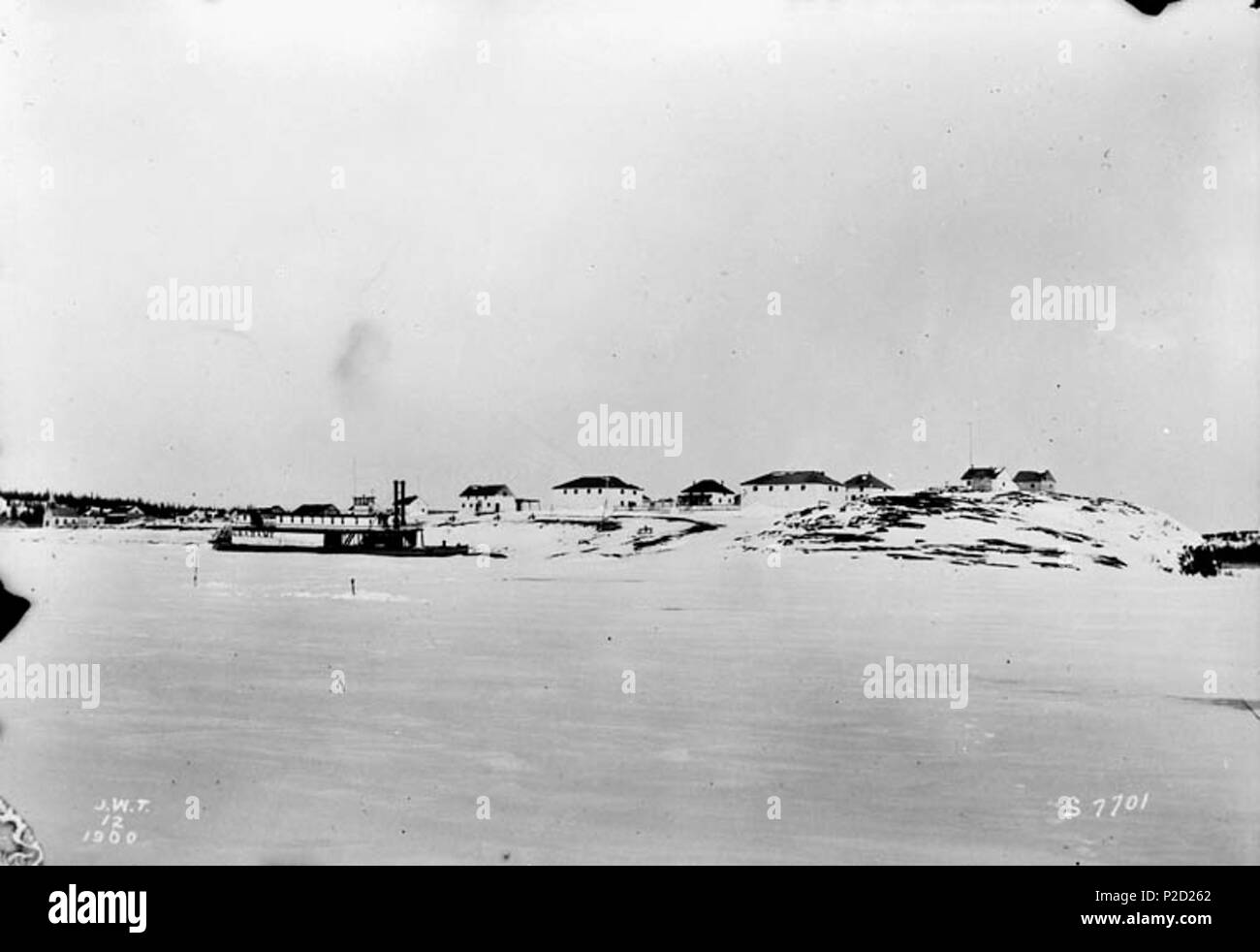 . Inglese: [Fort Chipewyan], il sistema di cottura a vapore "Grahame' in primo piano. 1900. Tyrrell, James William (1863-1945) 20 Fort Chipewyan 1900 Foto Stock