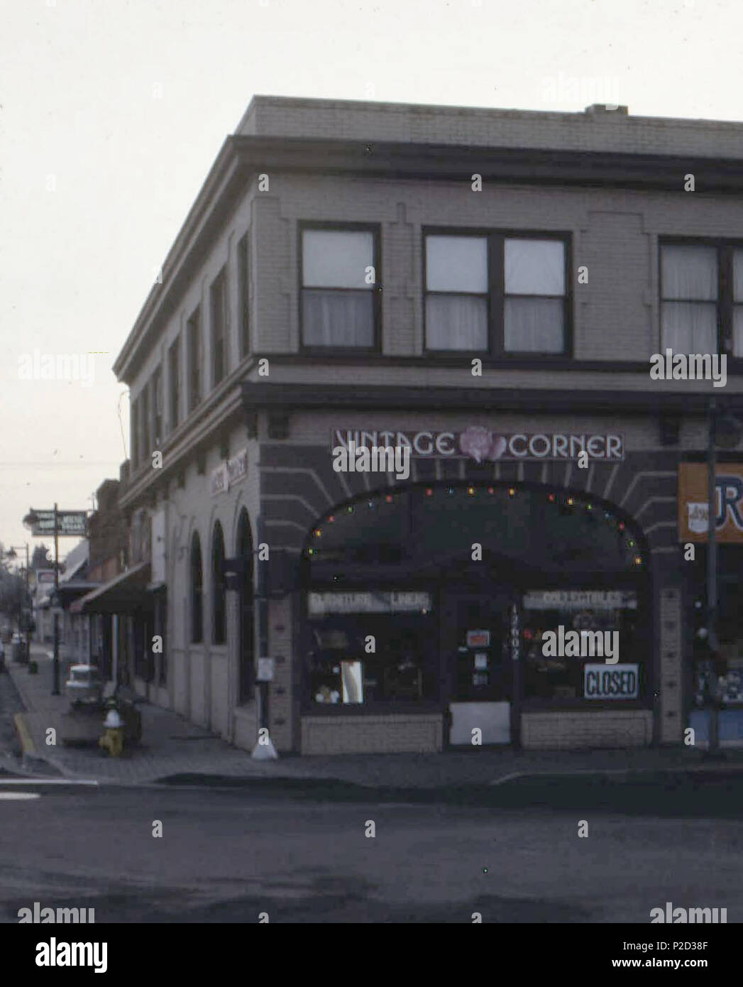 . Inglese: Cady edificio. Immagini storiche di Beaverton, Oregon. . Fotografo sconosciuto 11 Cady edificio (Beaverton, Oregon Galleria foto storiche) (304) Foto Stock