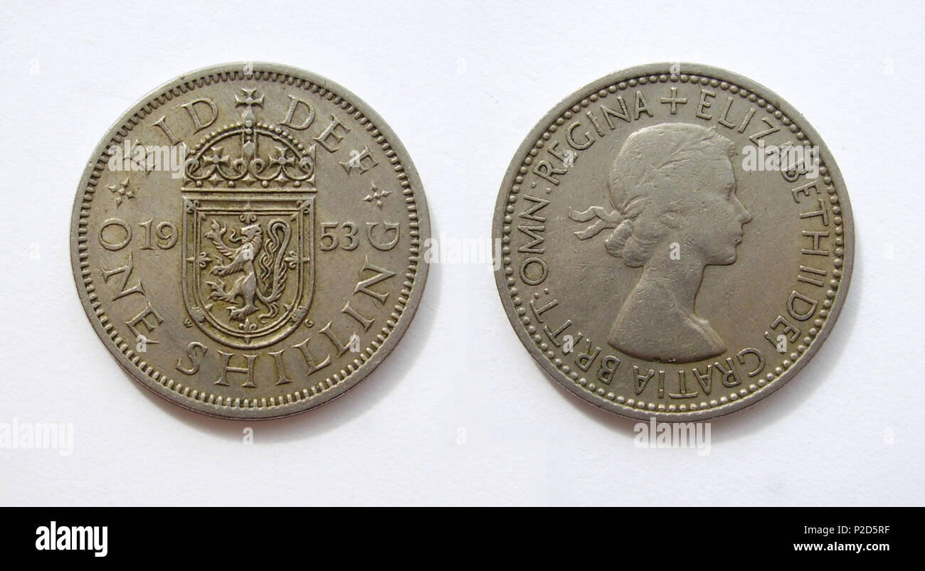 . Elizabeth II Scellino inglese dal 1953. Diametro: 15/16 pollici. Entrambi i lati sono della stessa medaglia. L'epigrafe recita "Elizabeth II DEI GRATIA BRITT OMN REGINA', che traduce dal latino come, "Elizabeth II, con la grazia di Dio, Regina di tutti i territori britannici'. Il 19 luglio 2009. Anakin101 18 Scellino inglese 1953 Foto Stock