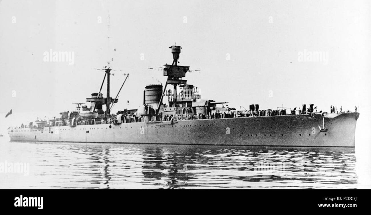 . Inglese: Olasz nehézcirkáló . Il 3 novembre 2017. 25 sconosciuto I CA 02 03 Foto Stock