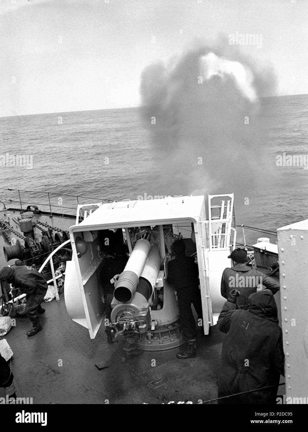 25 HMCS Sherbrooke 4 pollici di pistola un184185-v6 Foto Stock