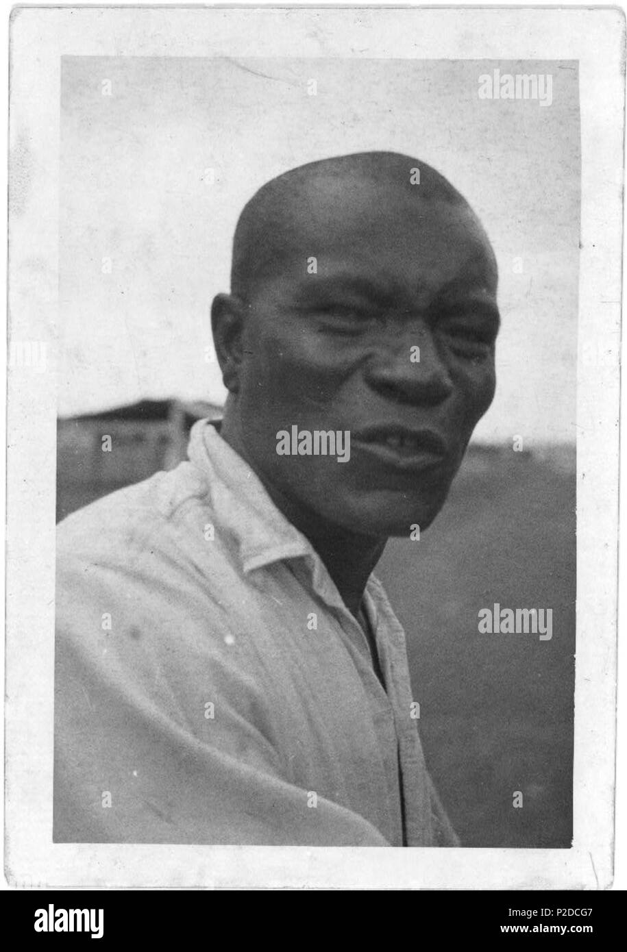 . Inglese: James Baker (testa di ferro), testa e spalle ritratto, rivolto verso destra, Sugar Land, Texas c1934 photgraphed da John Lomax . 8 dicembre 2012, 17:09:39. A John una Lomax 27 James "Testa di Ferro" Baker Foto Stock