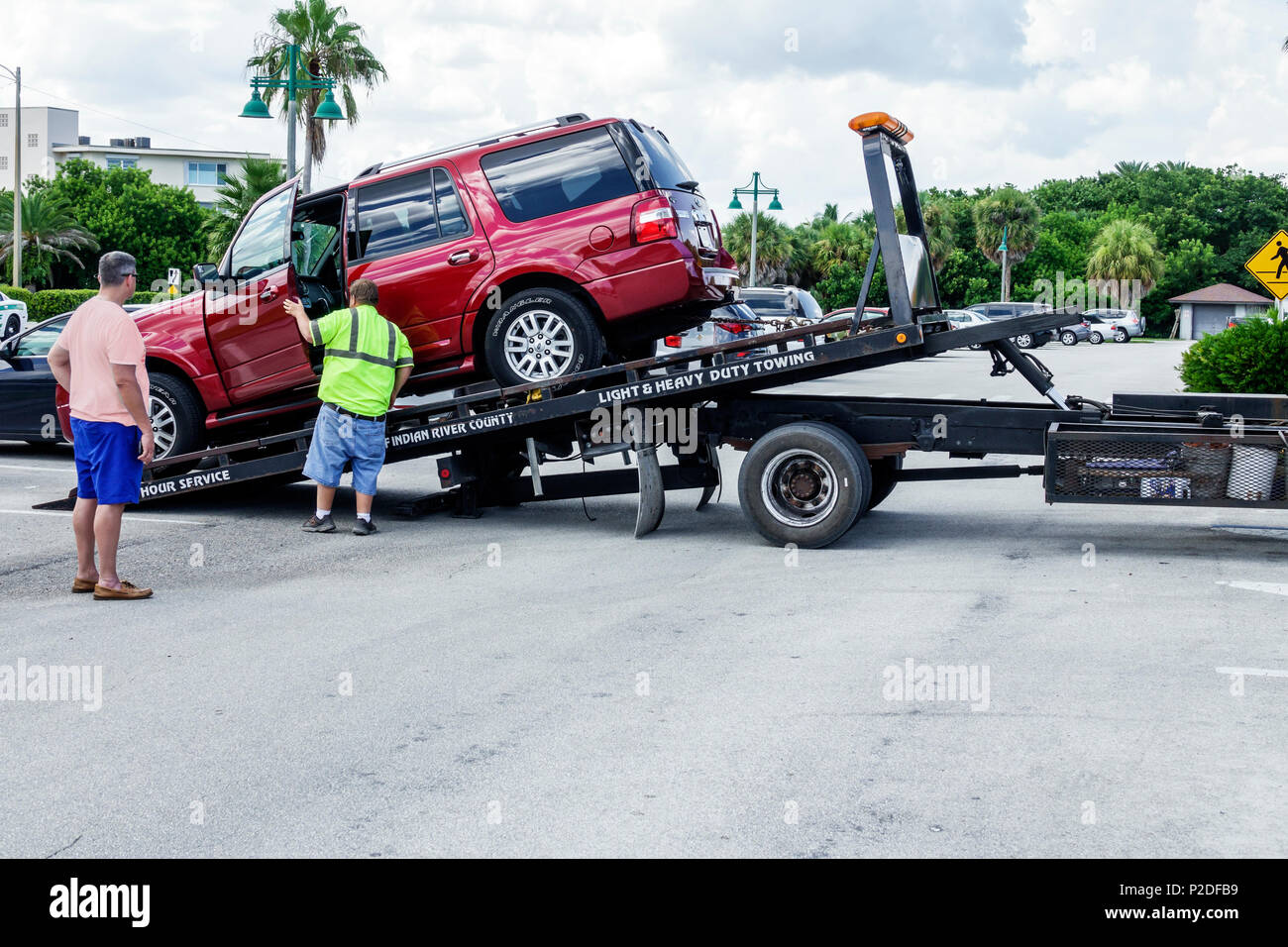 Vero Beach Florida, traino, camion di traino, pianale, SUV, FL170730070 Foto Stock