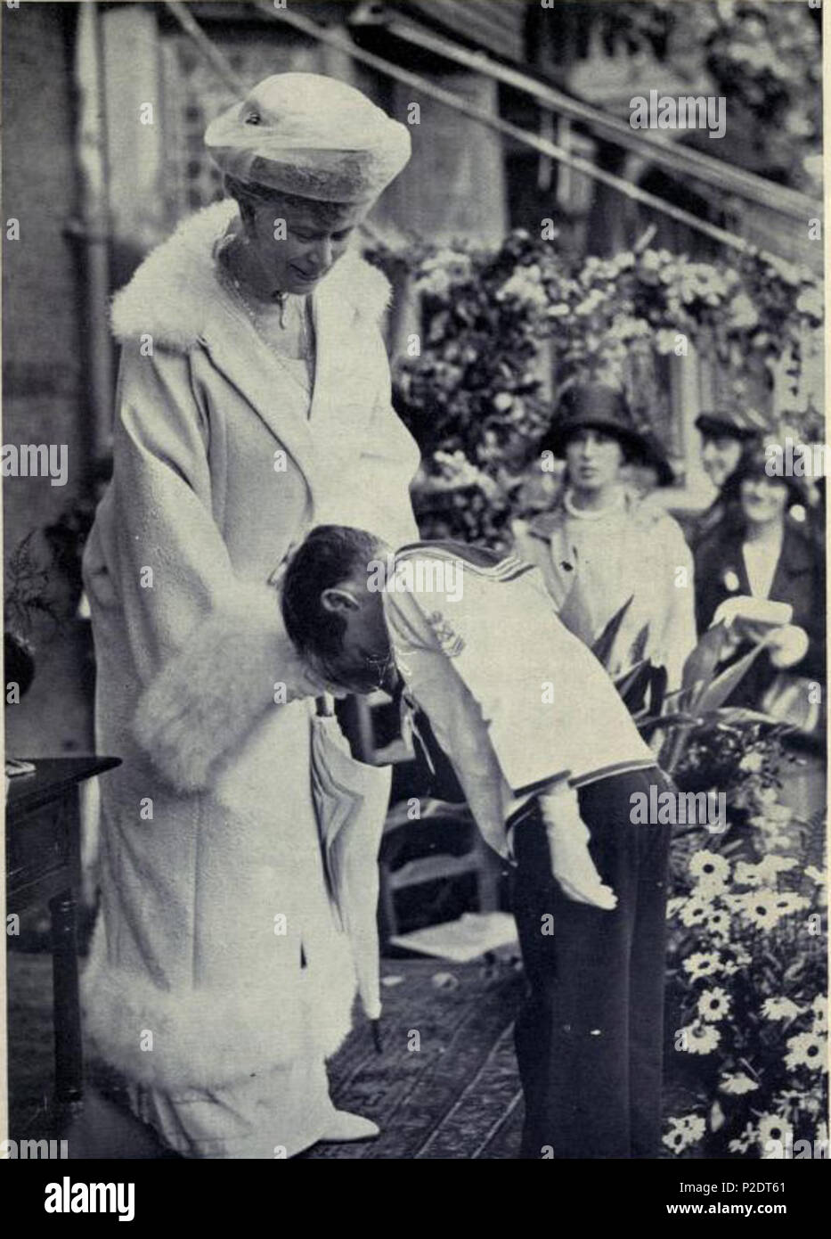 . Queen Mary visiti la Maria Macarthur Casa Vacanze, Alta Ongar, 1924 . Luglio 1924 [1]. Problemi di attualità agenzia stampa 44 Queen Mary 1924 Foto Stock