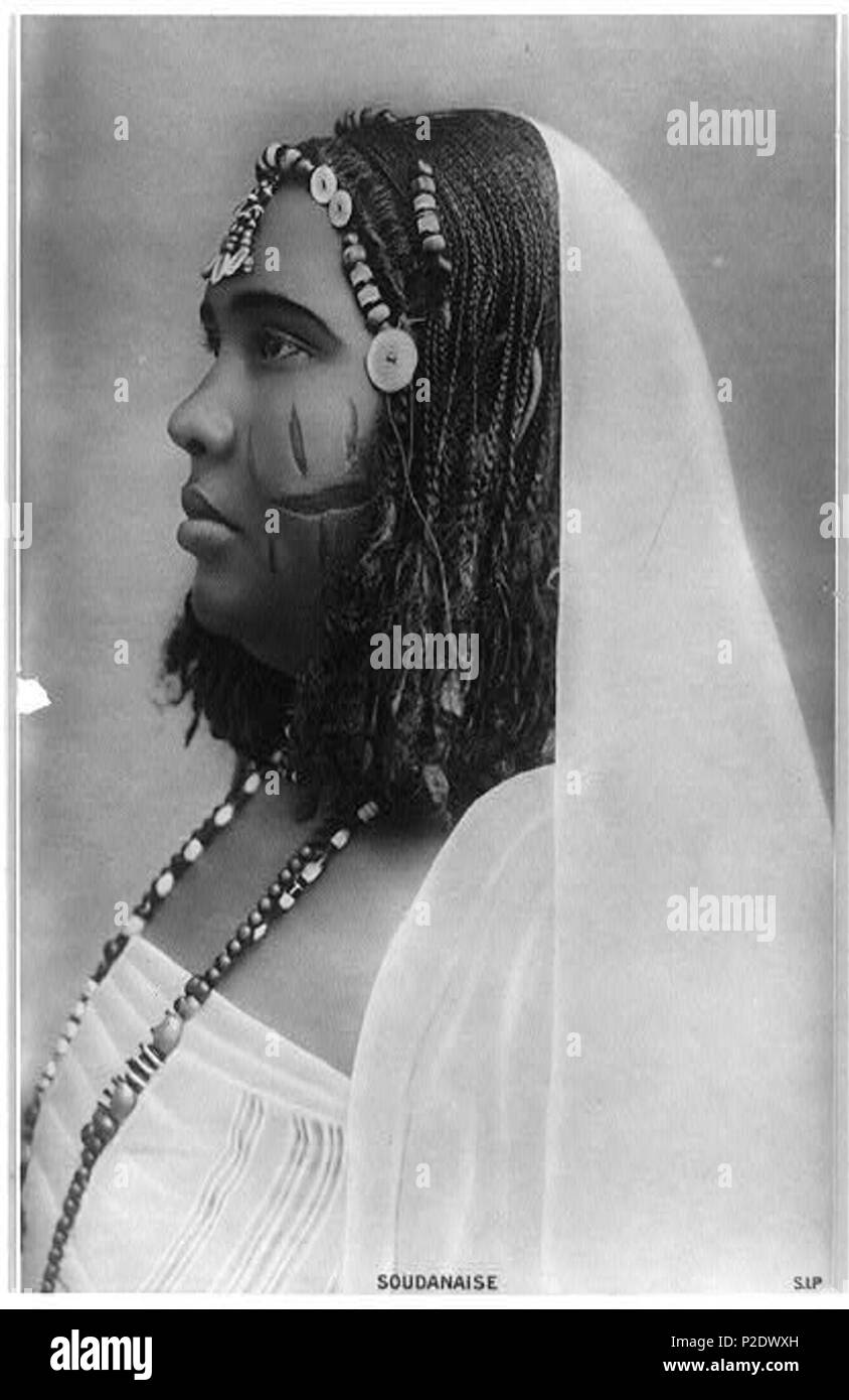 . Inglese: donna sudanese, Sudan anglo-egiziana di testa e spalle, rivolto verso sinistra. Tra il 1890 e il 1923. Frank e Francesca Carpenter Collection (Biblioteca del Congresso) 4 anglo-egiziana sudanesi SUDAN Donna Foto Stock