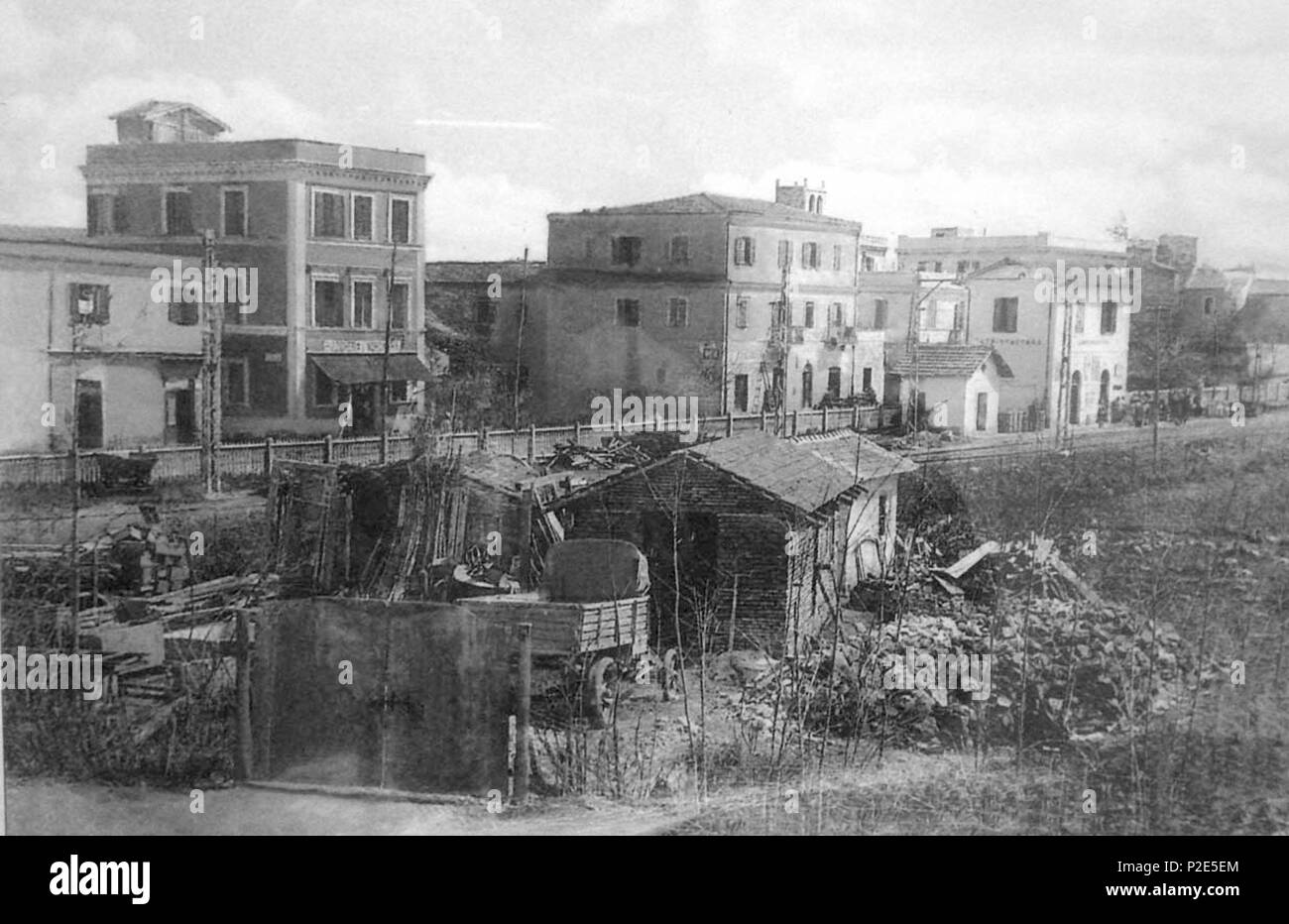 . Italiano: La prima stazione di Torpignattara sulla ferrovia Roma-Fiuggi-Alatri-Frosinone. Primi 1900. 63 sconosciuto Torpignattara - vecchia stazione Foto Stock