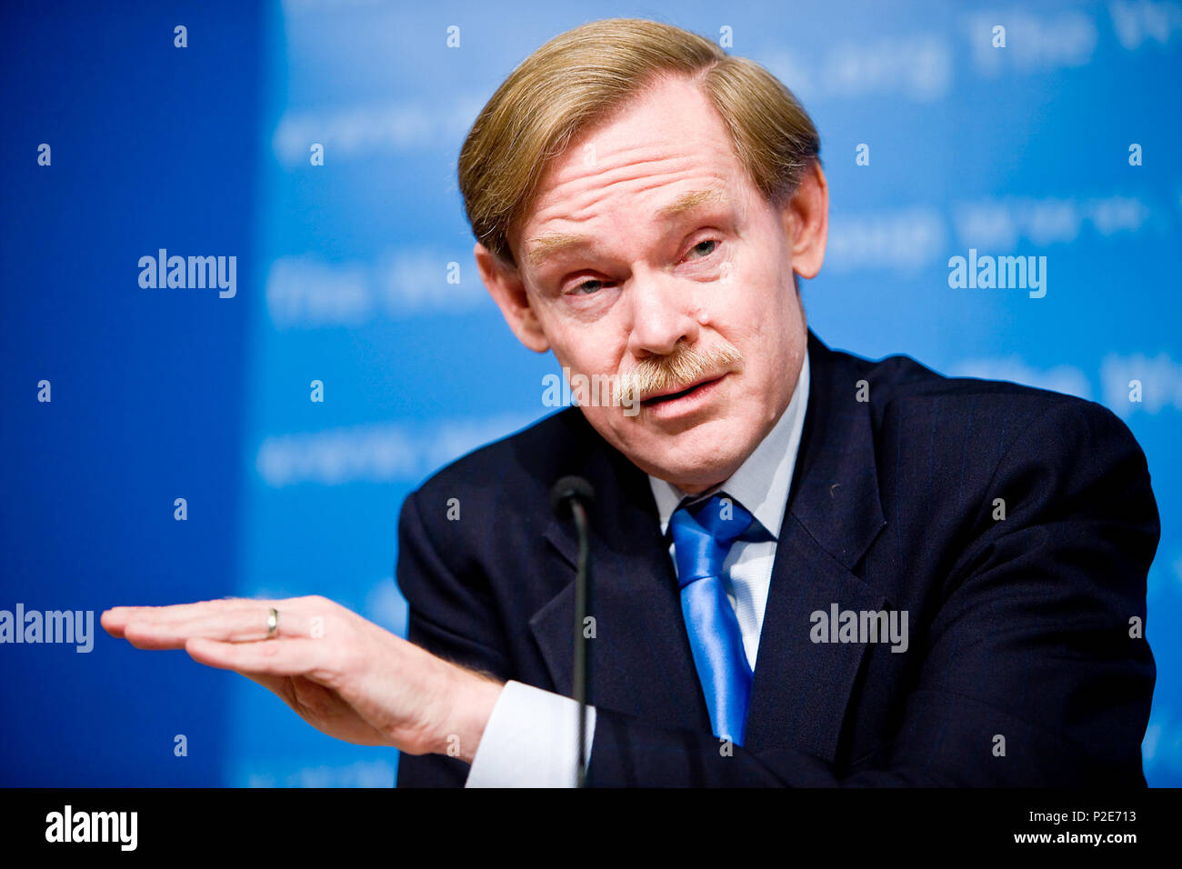 . Inglese: il Presidente della Banca Mondiale, Robert Zoellick durante il WB-FMI incontri annuali, Ottobre 09, 2008 . 9 ottobre 2008, 10:53:10. Il Fondo monetario internazionale 50 RZOELLICK Foto Stock
