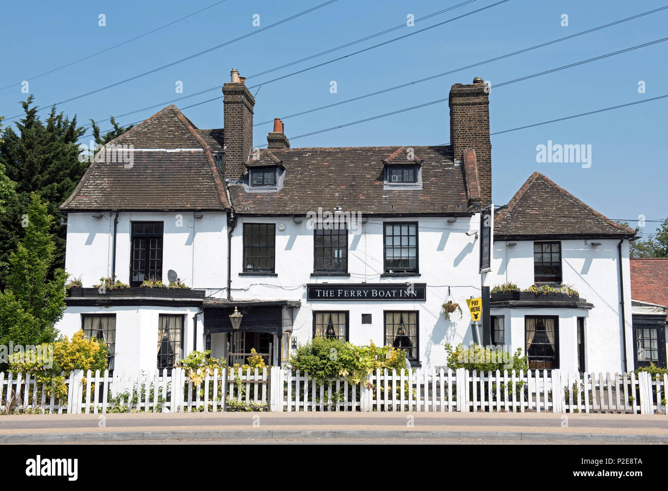 Il Ferry Boat Inn, XVIII secolo public house o pub Tottenham Hale London Borough of Waltham Forest Inghilterra Gran Bretagna REGNO UNITO Foto Stock