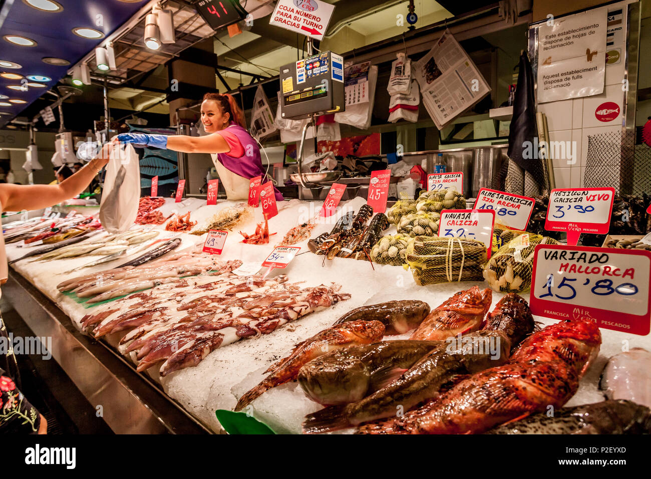 Mercato Cittadino Mercat de l'olivar nella città vecchia di Palma, Palma de Mallorca; isole Baleari; Spagna; l'Europa" Foto Stock