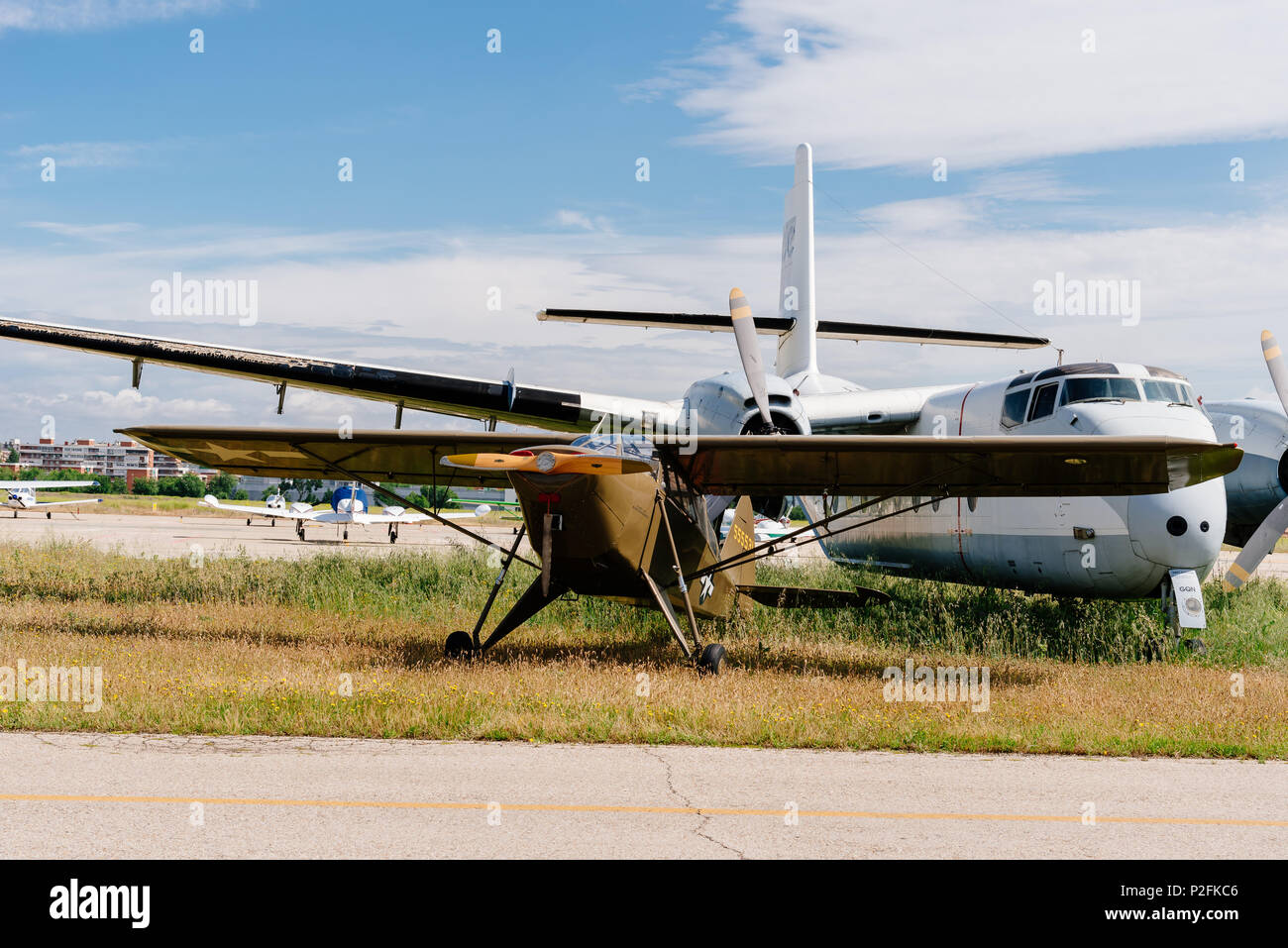 Madrid, Spagna - 3 Giugno 2018: Piper L-14 Esercito Cruiser aeromobile durante air show della storica collezione aerei a Cuatro Vientos airport Foto Stock