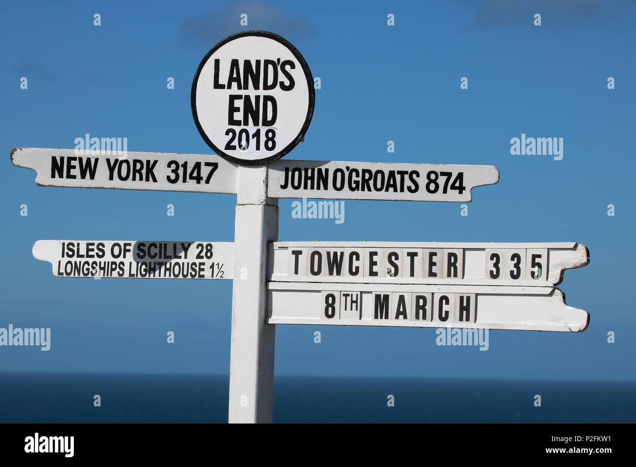 Segnaletica a terra del fine (Penn un Wlas o Pedn un Wlas) Cornwall, England, Regno Unito Foto Stock