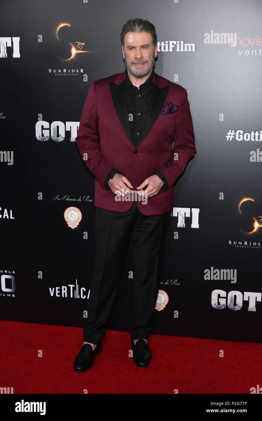 New York, Stati Uniti d'America. Xiv Jun, 2018. John Travolta assiste il "Gotti' New York premiere al teatro SVA il 14 giugno 2018 a New York City. Credito: Erik Pendzich/Alamy Live News Foto Stock