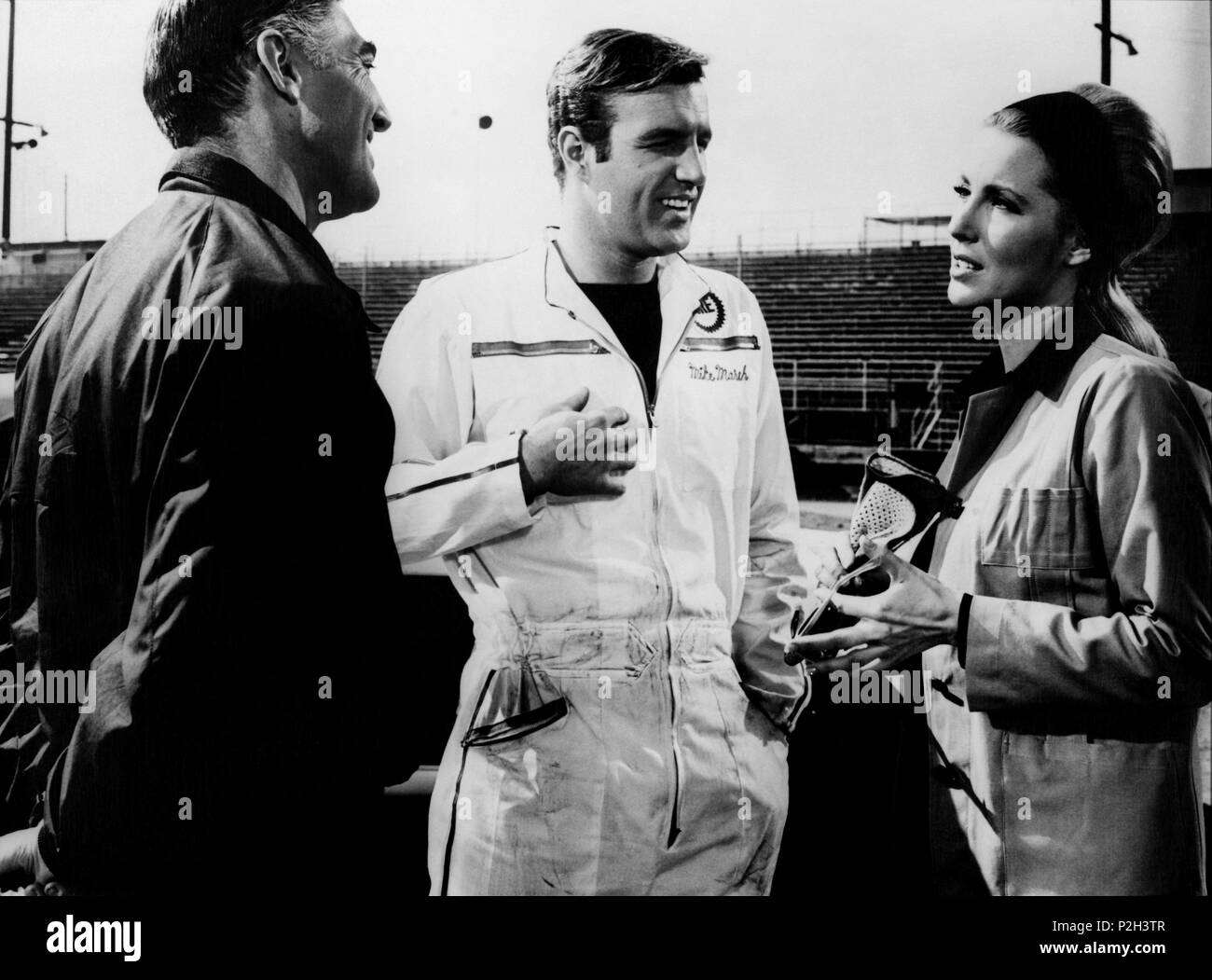 Pellicola originale titolo: ROSSO LINEA 7000. Titolo inglese: ROSSO LINEA 7000. Regista: Howard Hawks. Anno: 1965. Stelle: James Caan; NORMAN ALDEN; LAURA DEVON. Credito: Paramount Pictures / Album Foto Stock