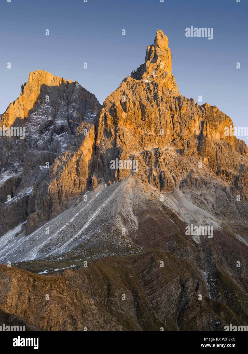 Cima della Vezzana 3192m, il Cimon della Pala 3184m, Passo Rolle, Trentino, Alto Adige, Dolomiti, Italia Foto Stock