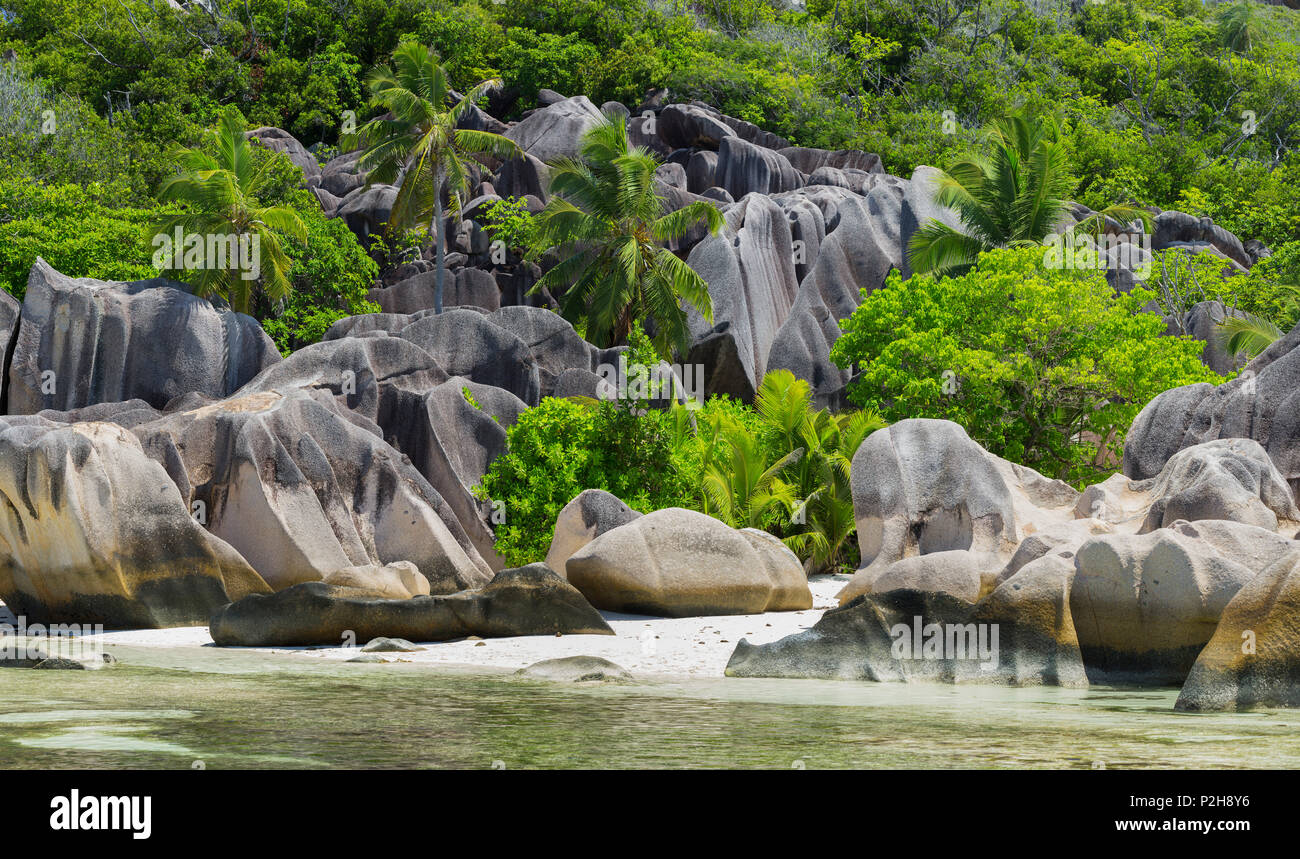 Spiaggia rocciosa ad Anse Source d'Argent, La Digue Island, Seicelle Foto Stock