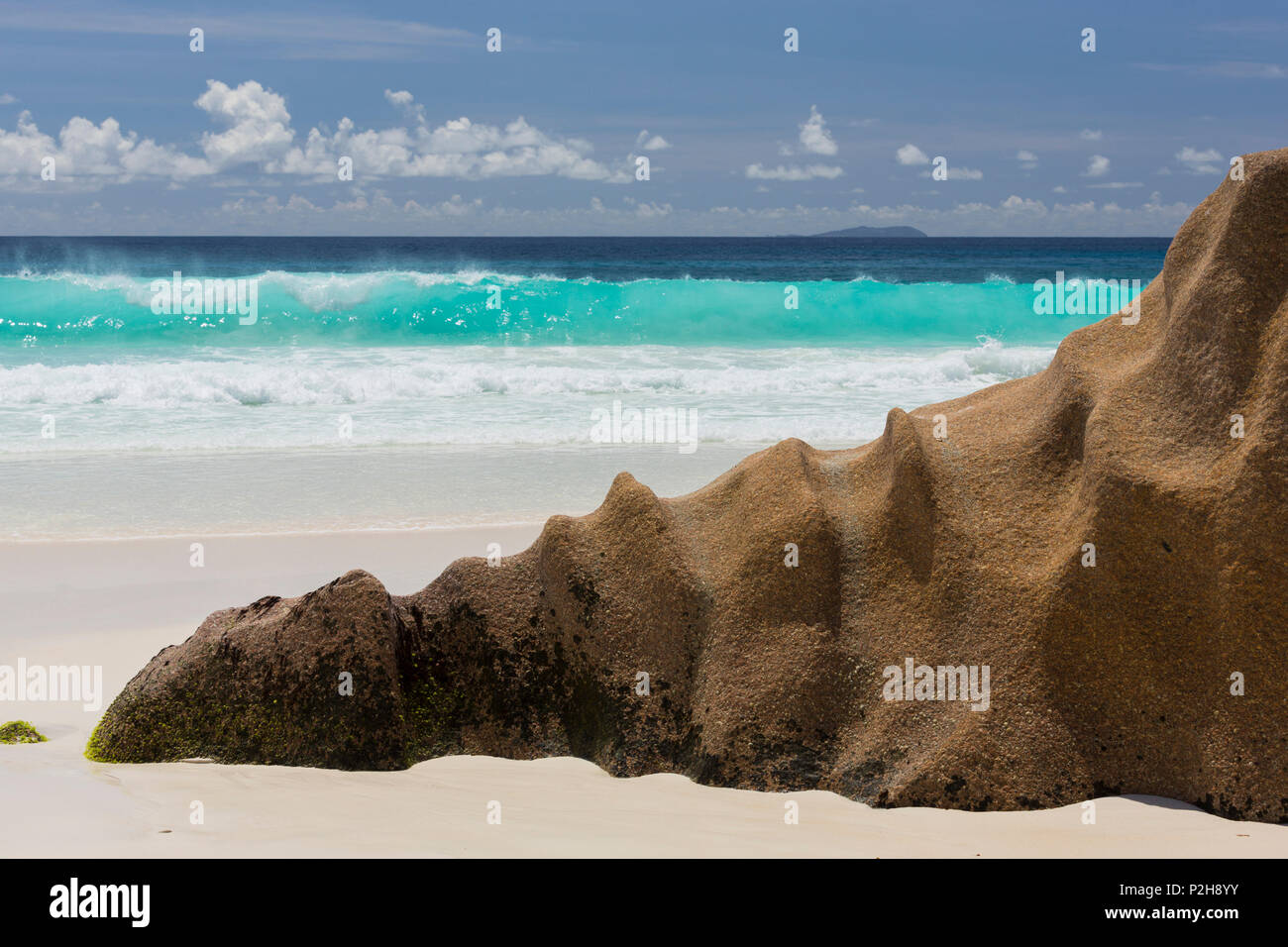 Rocce di granito di Grand Anse Beach, La Digue Island, Seicelle Foto Stock