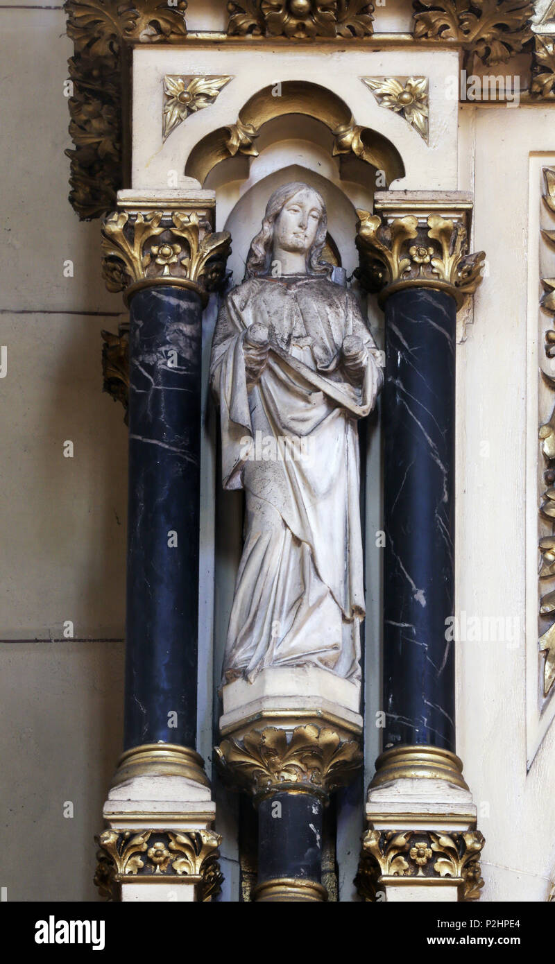 Angelo all'altare della Santa Croce a Zagabria cattedrale dedicata all Assunzione di Maria Foto Stock