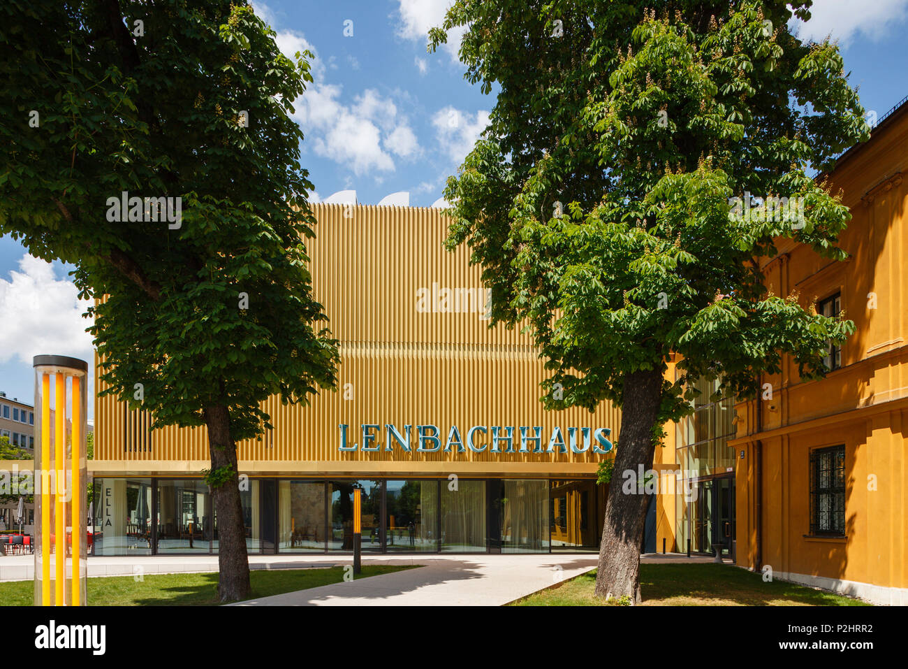 Lehnbachhaus, Museo d'arte, estensione dell'edificio esistente dall'architetto Norman Foster e Partner, Staedtische Galerie im Leh Foto Stock