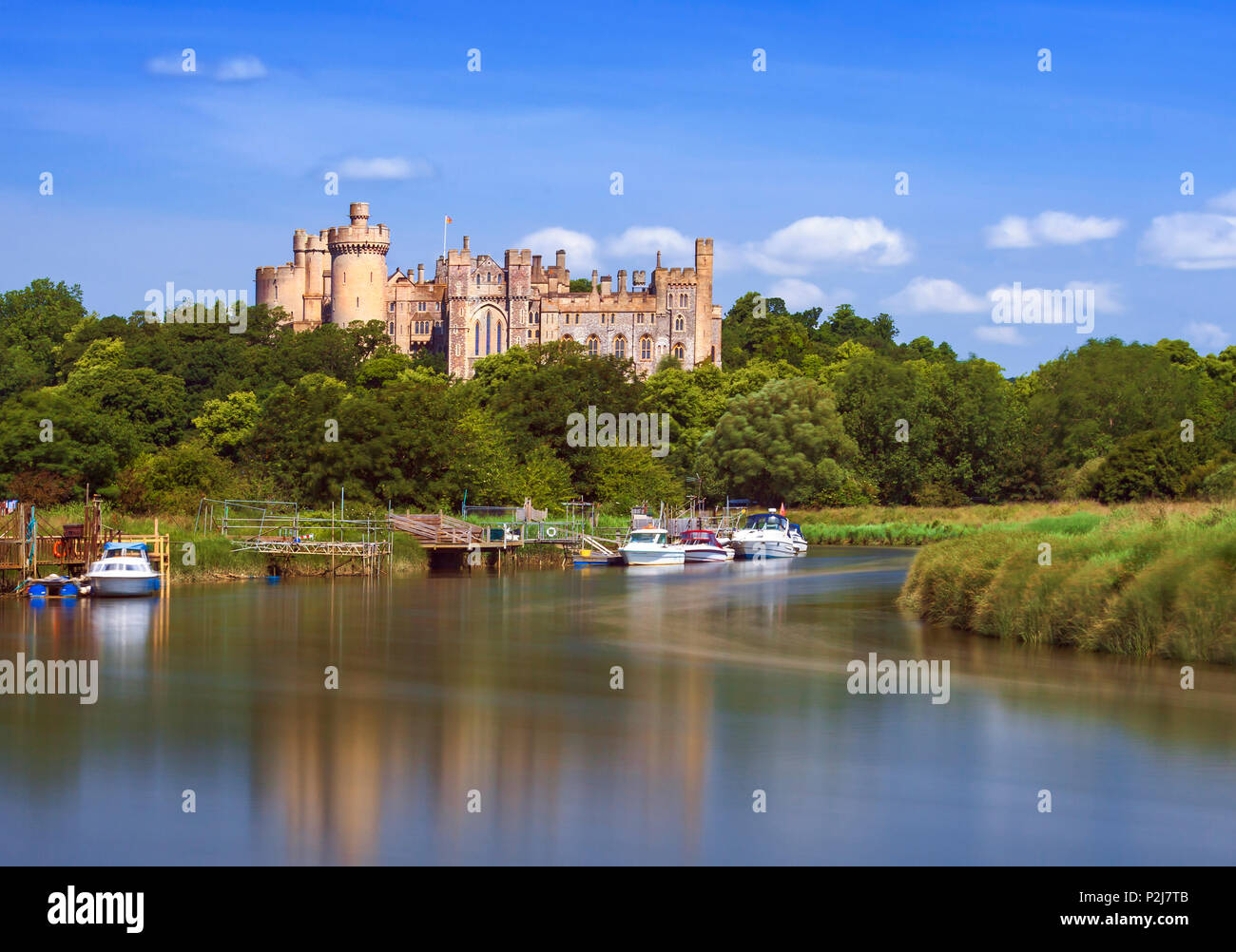 Castello di Arundel e il fiume Arun. Foto Stock