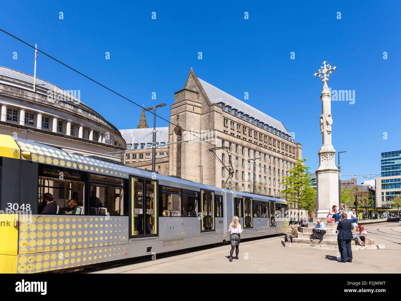 Inghilterra Manchester Inghilterra Greater Manchester City Centre city centre manchester tram su St Peters Square Manchester Regno Unito Foto Stock