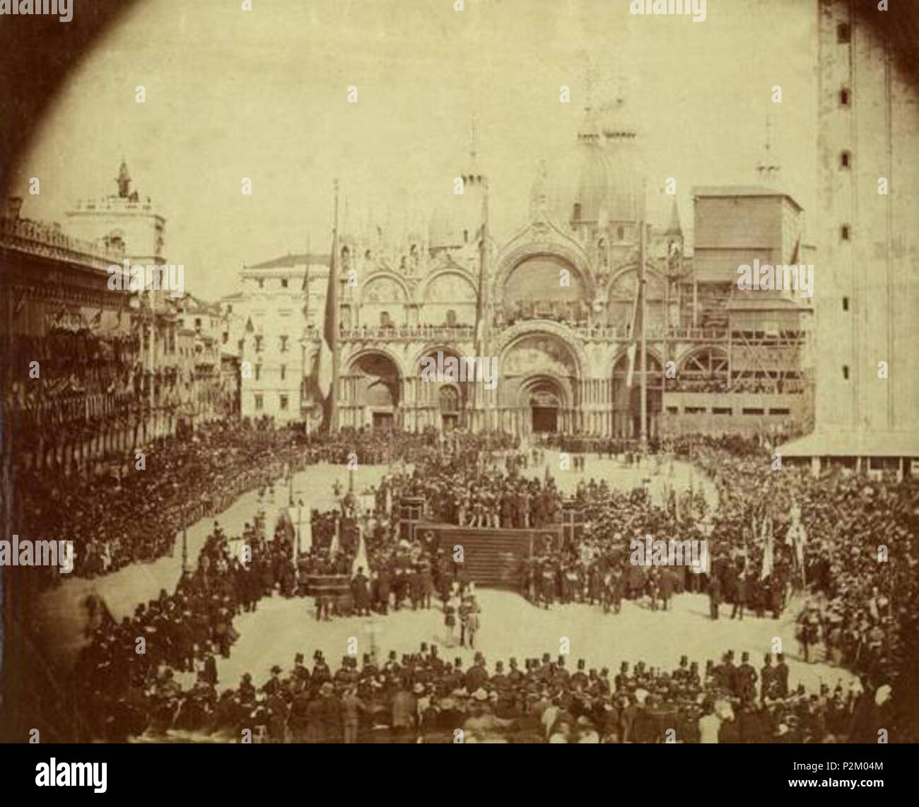 . Italiano: cerimonia funebre in piazza San Marco delle ceneri di Daniele Manin (1804-1857), ritornate a Venezia il 22 marzo 1868 . Il 22 marzo 1868. 31 sconosciuto Funerale di Daniele Manin (1868) - 03 Foto Stock