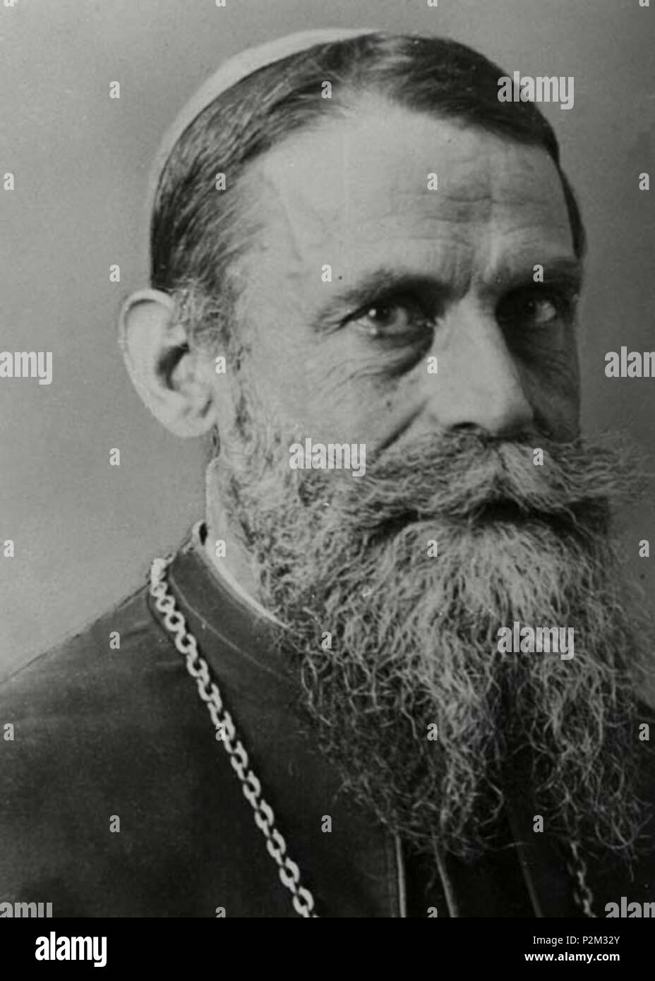 . Inglese: Vescovo San Luigi Versiglia, S.D.B. Nominato Vicario Apostolico di Shiuchow, Cina (1920); è stato ordinato Vescovo titolare di Carystus (1921). Canonizzato (1 ottobre 2000). circa 1921. 50 sconosciuto Luigi Versiglia (1873-1930) Foto Stock