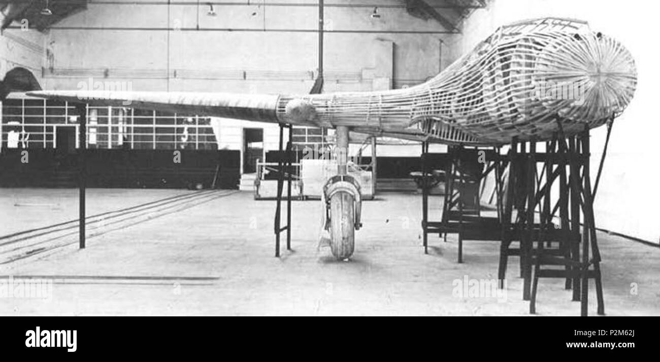 . Questo file non ha descrizione e può essere privo di altre informazioni. Si prega di fornire una descrizione significativa di questo file. . Questo file è privo di informazioni sull'autore. 57 Mockup visto di fronte del Ca.401 Foto Stock