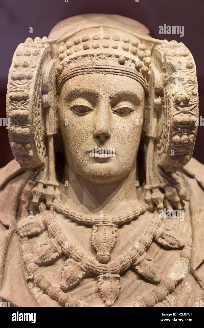 Madrid, Spagna: Dama di Elche in esposizione presso il Museo Archeologico Nazionale di Spagna. La figura iconica, scoperto nel1897 vicino a Elche, Spagna, è stato th Foto Stock