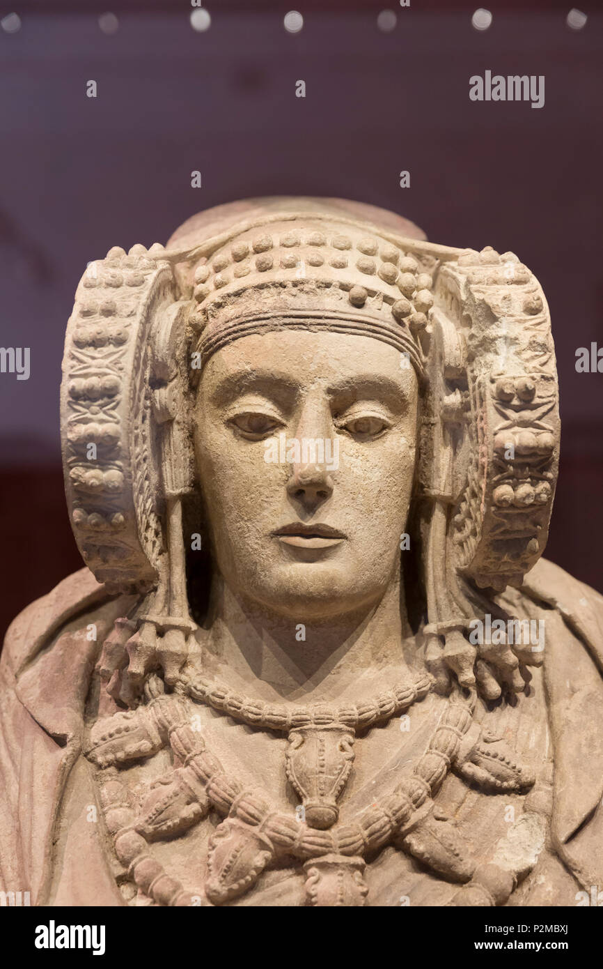 Madrid, Spagna: Dama di Elche in esposizione presso il Museo Archeologico Nazionale di Spagna. La figura iconica, scoperto nel1897 vicino a Elche, Spagna, è stato th Foto Stock